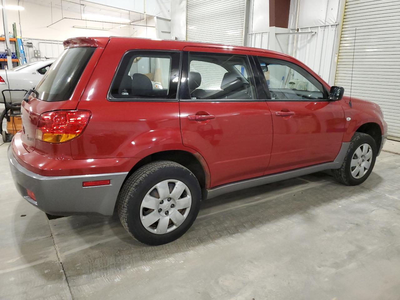 Photo 2 VIN: JA4LX31F44U038417 - MITSUBISHI OUTLANDER 