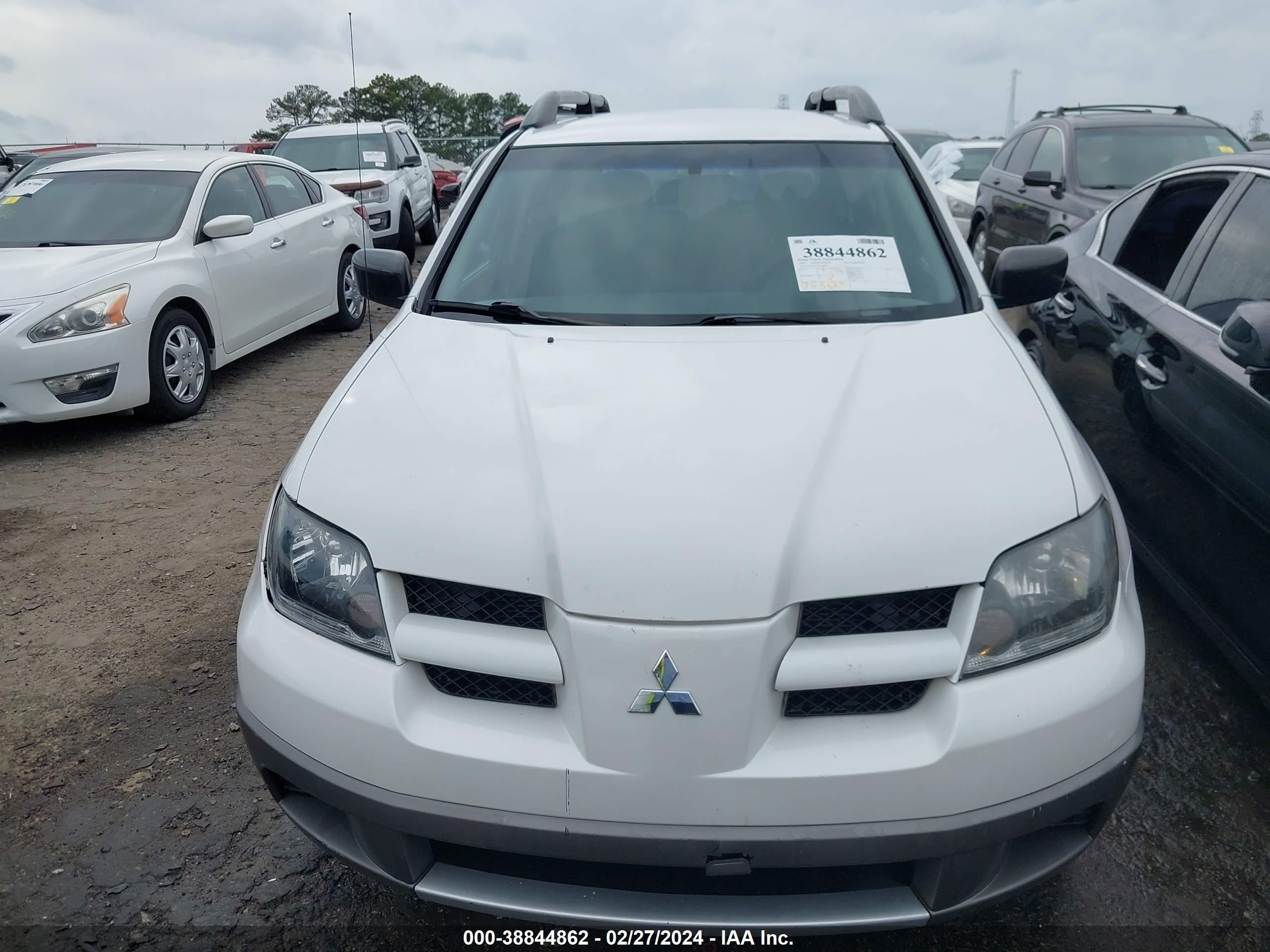 Photo 11 VIN: JA4LX31G03U040852 - MITSUBISHI OUTLANDER 