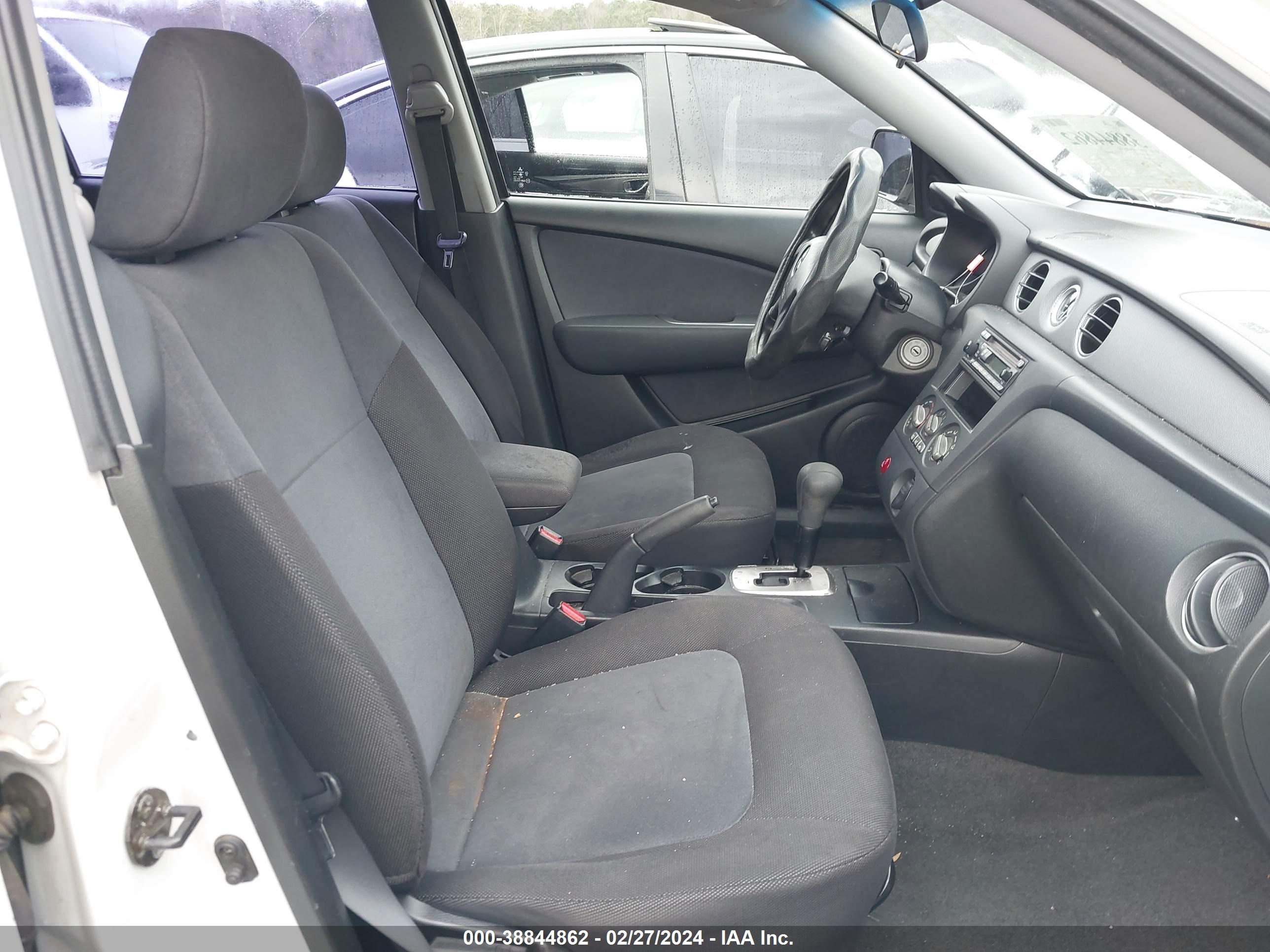 Photo 4 VIN: JA4LX31G03U040852 - MITSUBISHI OUTLANDER 