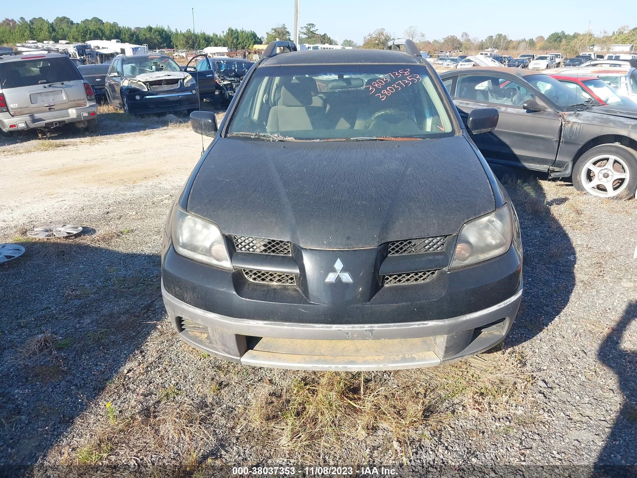 Photo 5 VIN: JA4LX31G13U046904 - MITSUBISHI OUTLANDER 