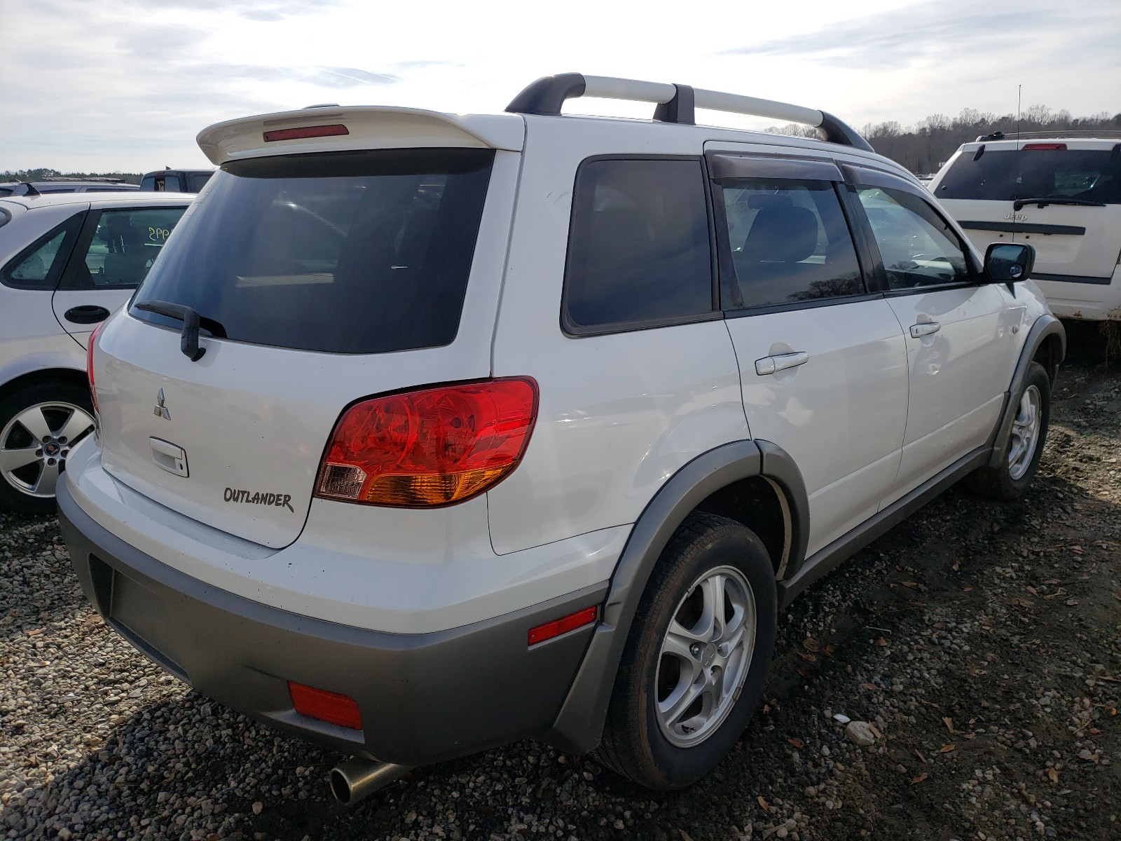 Photo 3 VIN: JA4LX31G63U037664 - MITSUBISHI OUTLANDER 