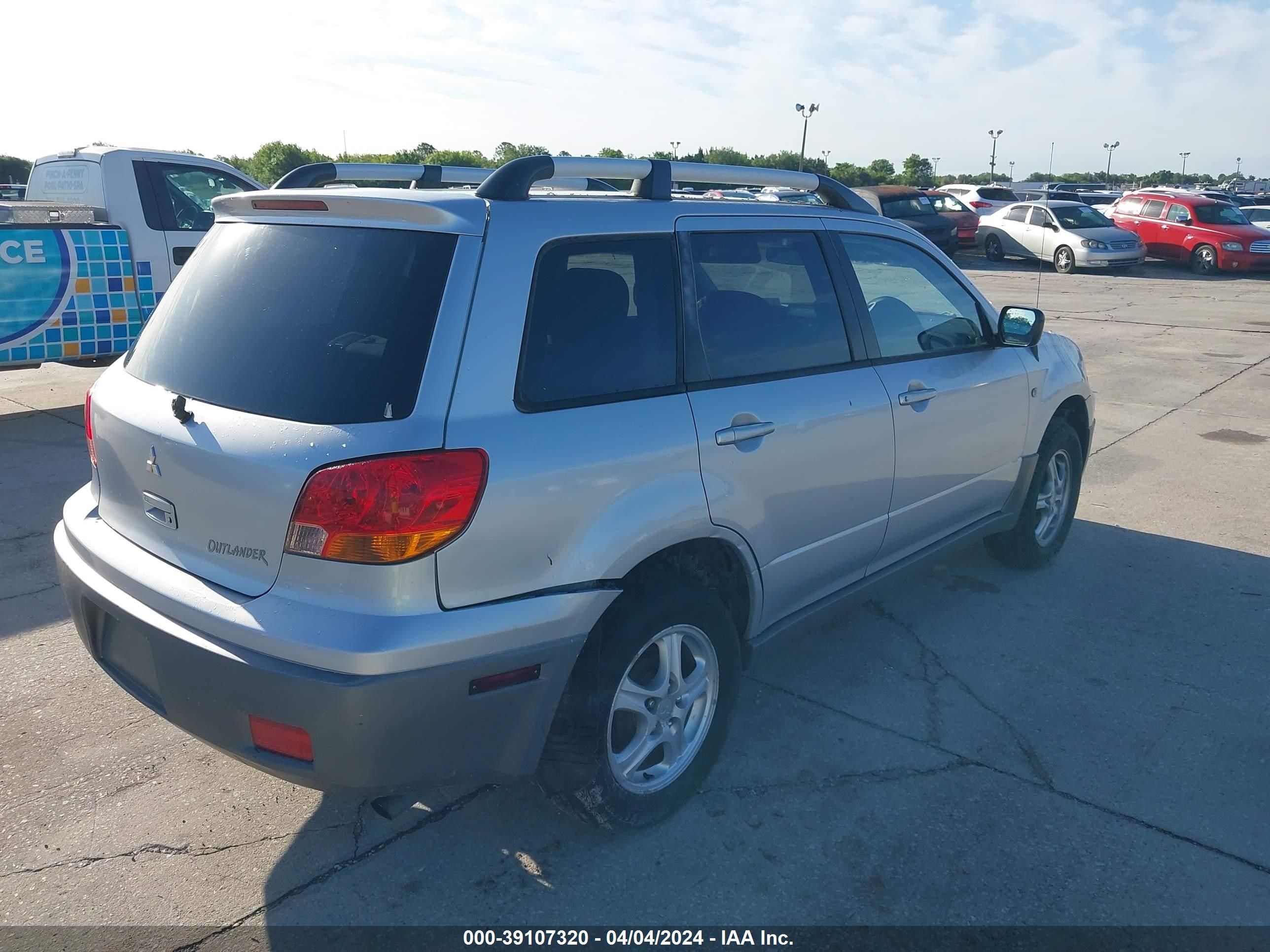 Photo 3 VIN: JA4LX31GX3U034329 - MITSUBISHI OUTLANDER 