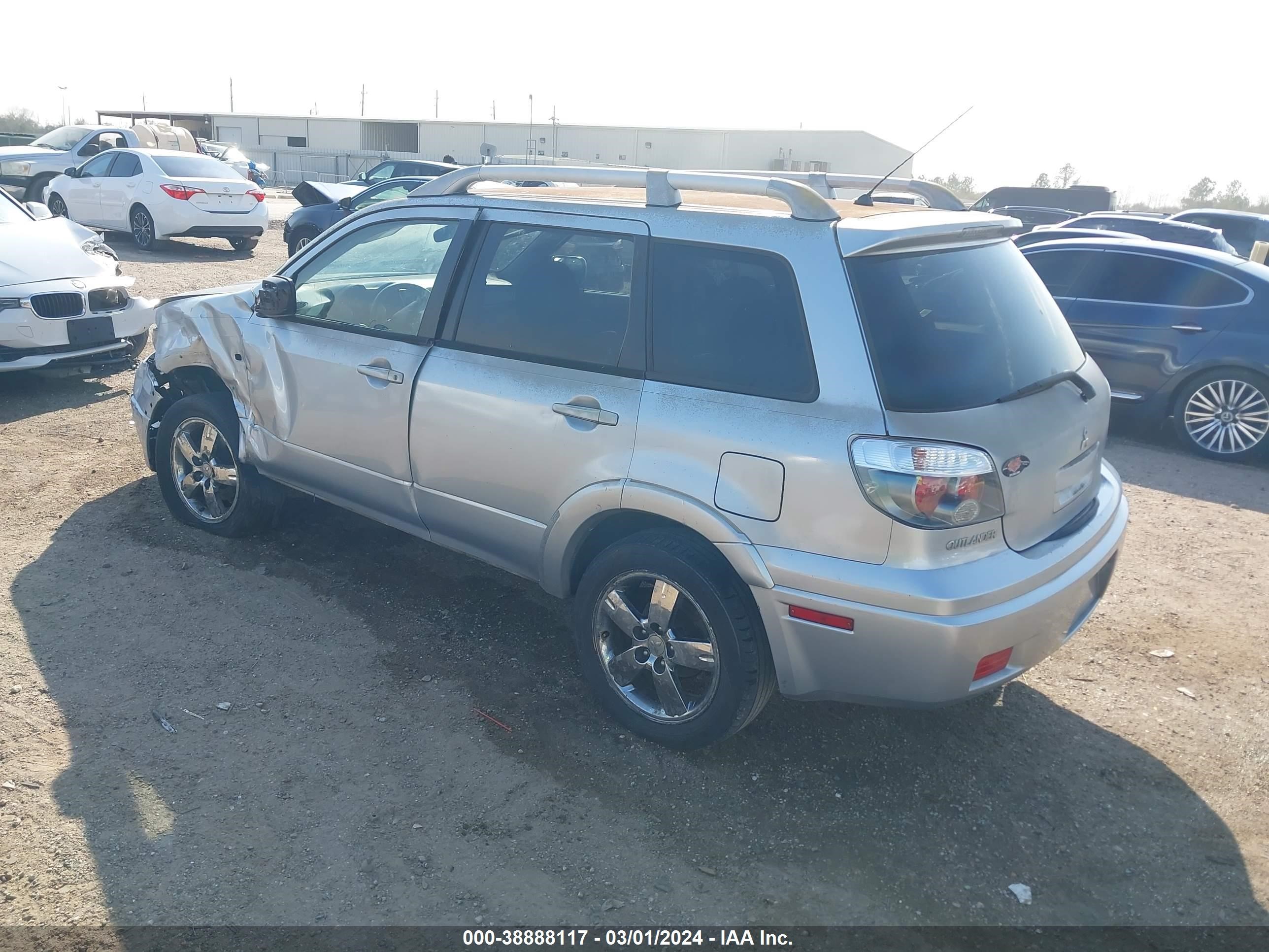 Photo 2 VIN: JA4LX41F36U028776 - MITSUBISHI OUTLANDER 