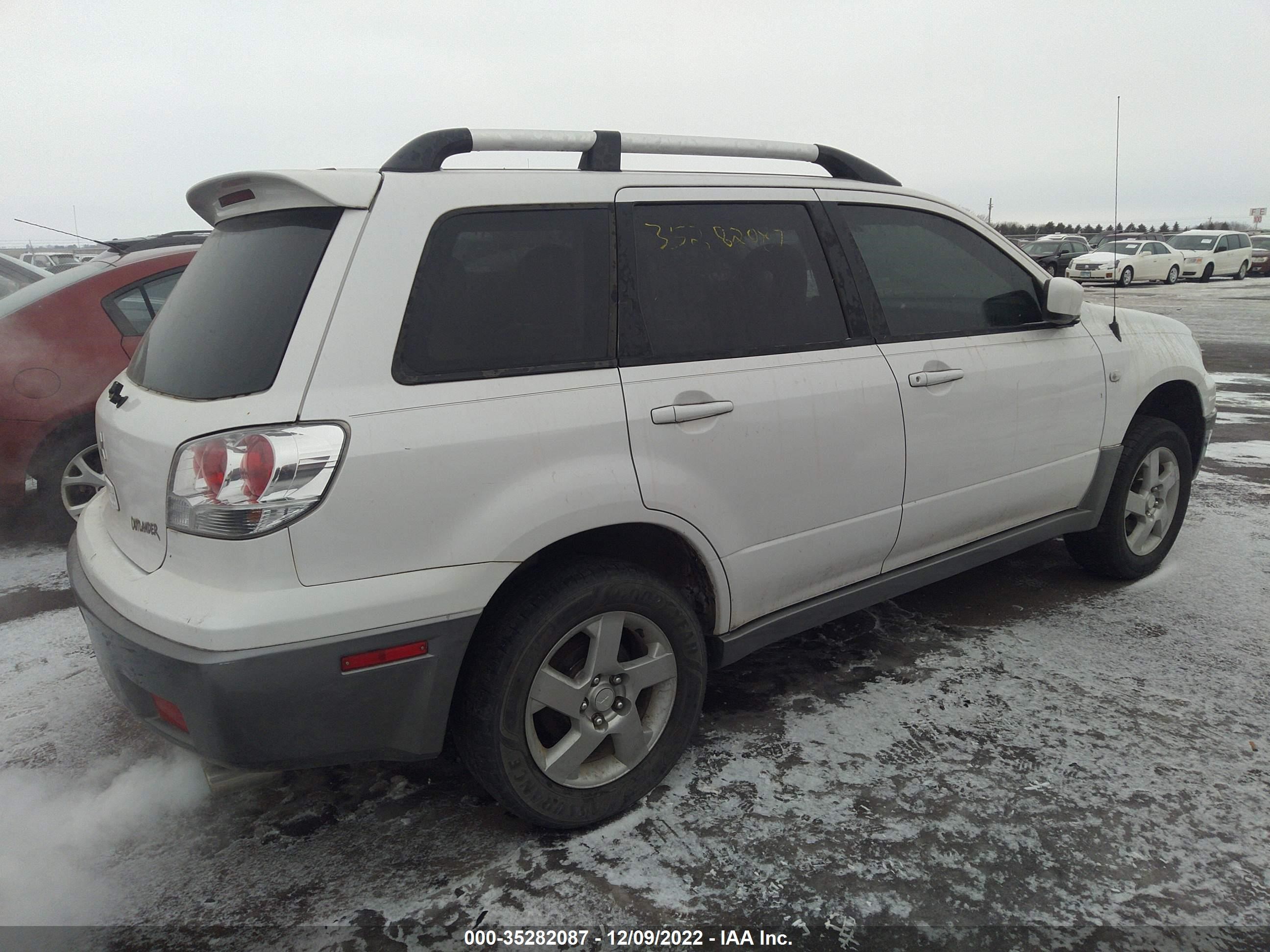 Photo 3 VIN: JA4LX41F44U032882 - MITSUBISHI OUTLANDER 