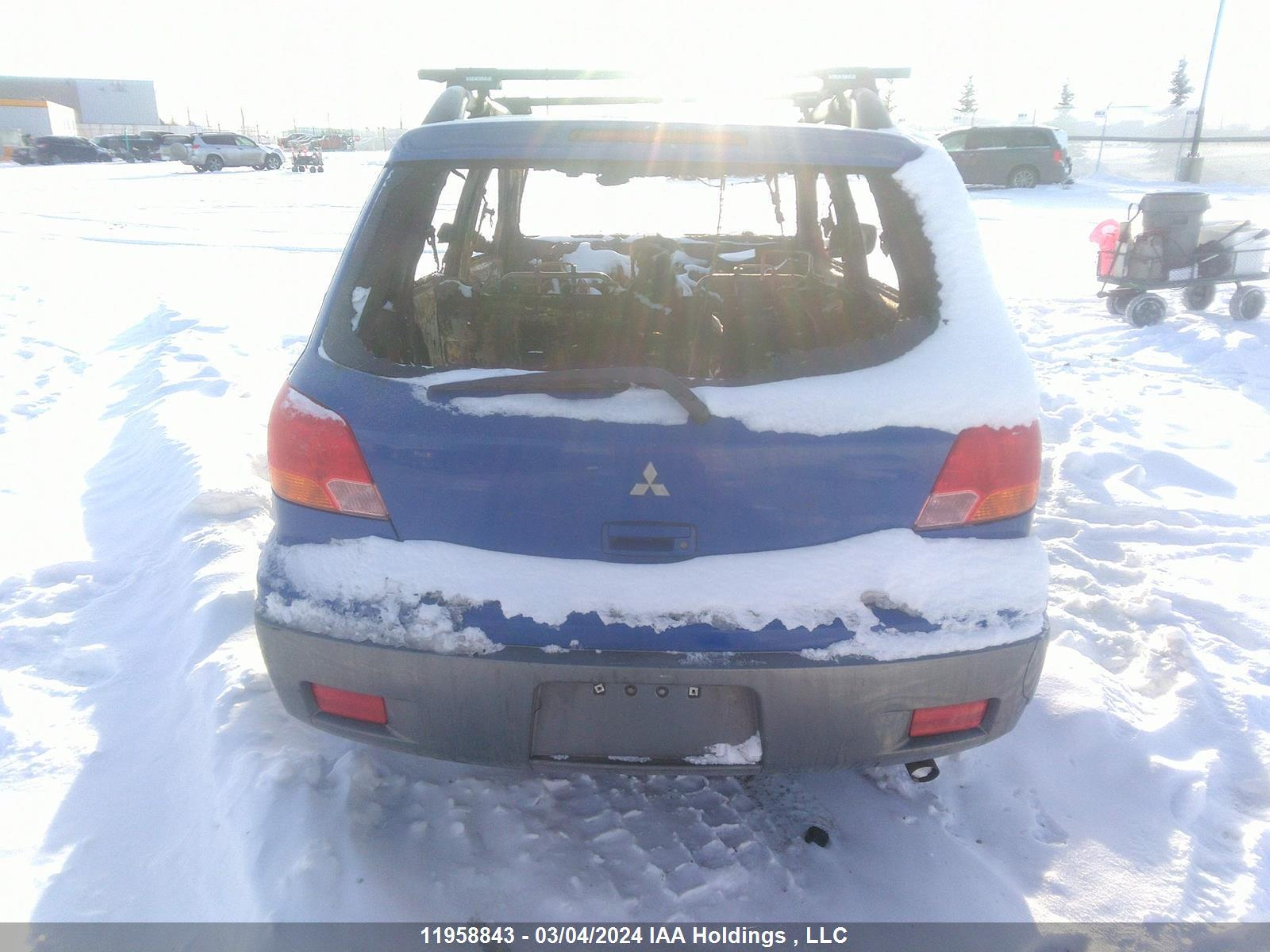 Photo 15 VIN: JA4LZ31F54U600559 - MITSUBISHI OUTLANDER 