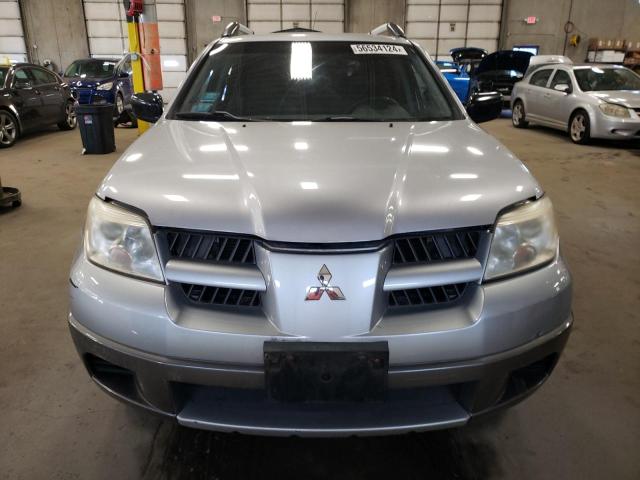 Photo 4 VIN: JA4LZ31F55U008595 - MITSUBISHI OUTLANDER 