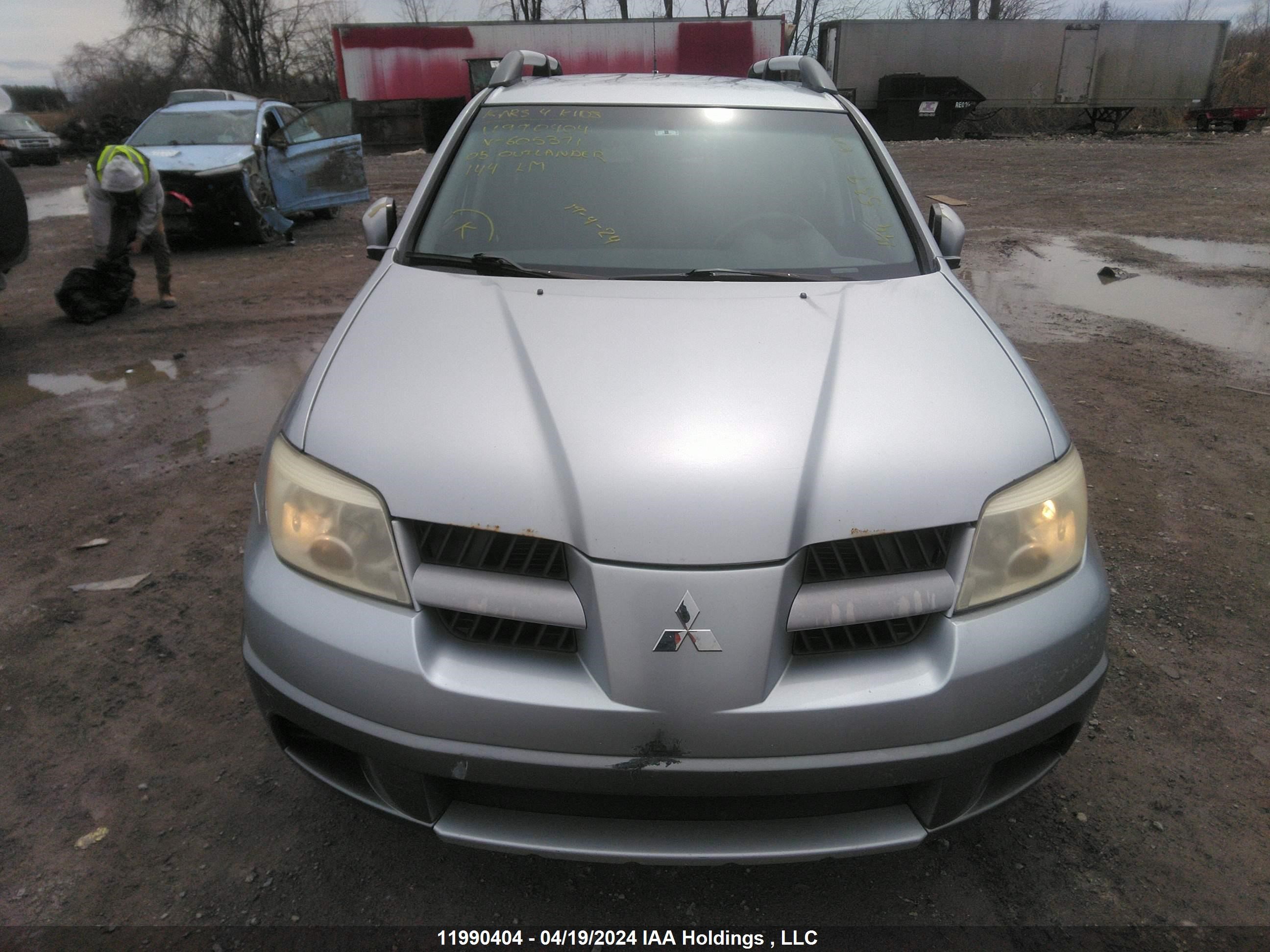 Photo 11 VIN: JA4LZ31FX5U605371 - MITSUBISHI OUTLANDER 