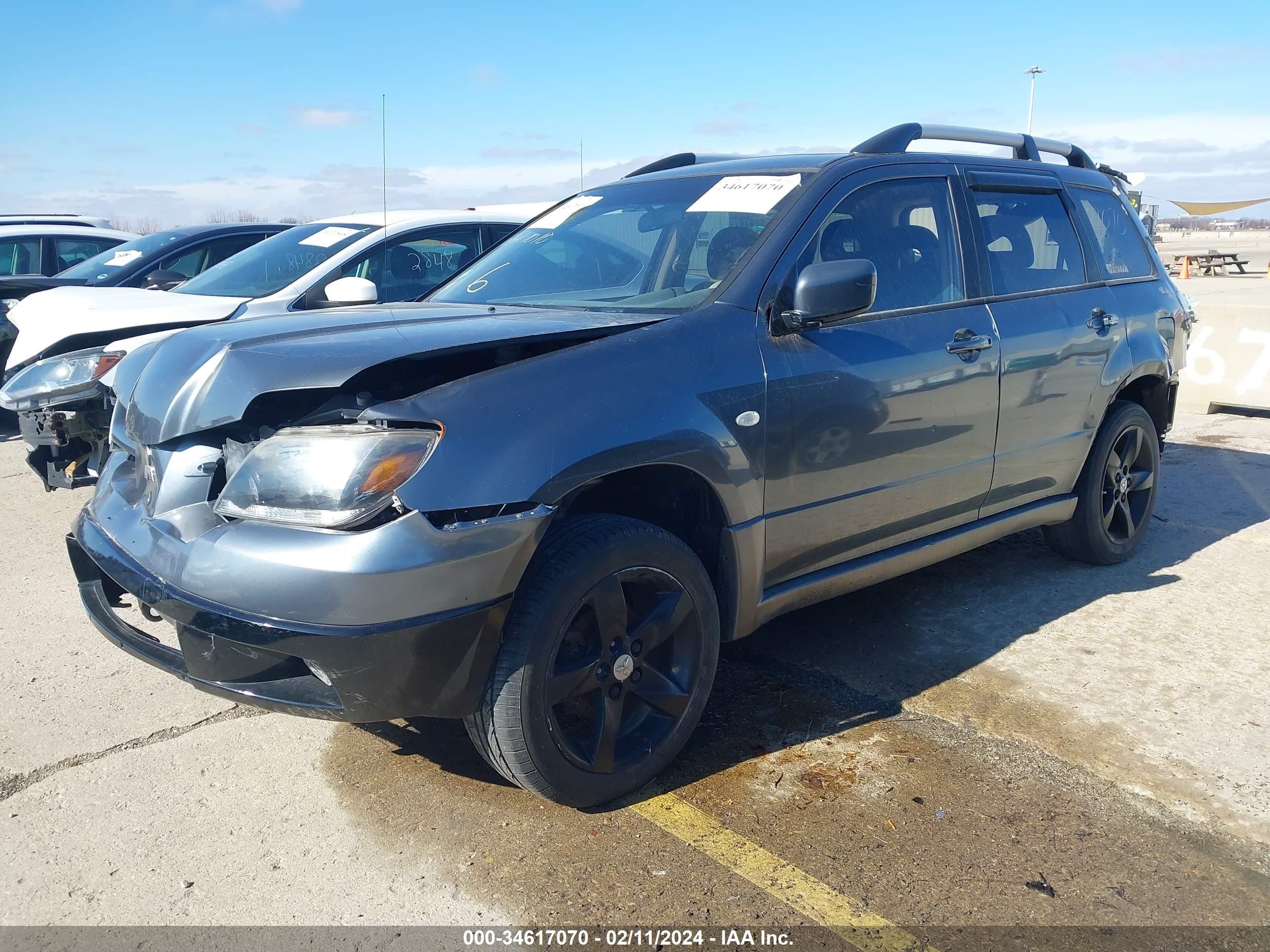 Photo 1 VIN: JA4LZ41GX3U028630 - MITSUBISHI OUTLANDER 