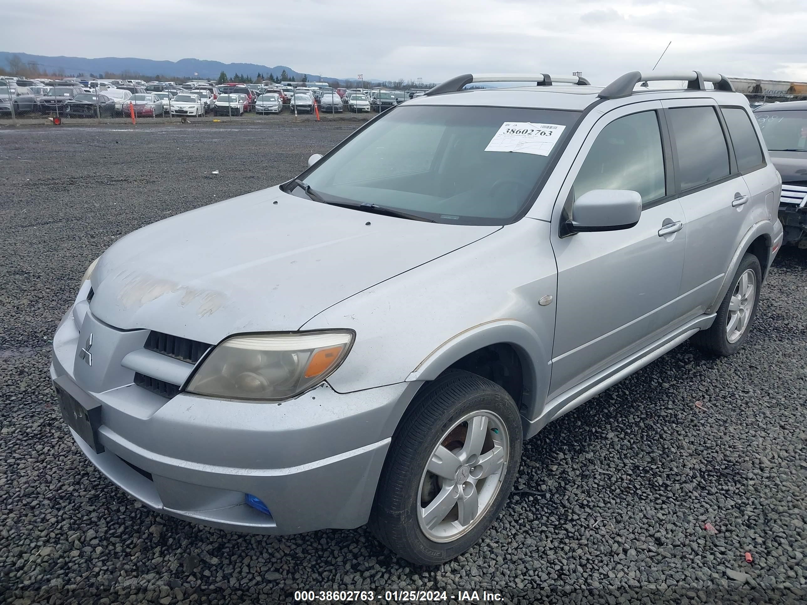 Photo 1 VIN: JA4LZ81F05U003771 - MITSUBISHI OUTLANDER 