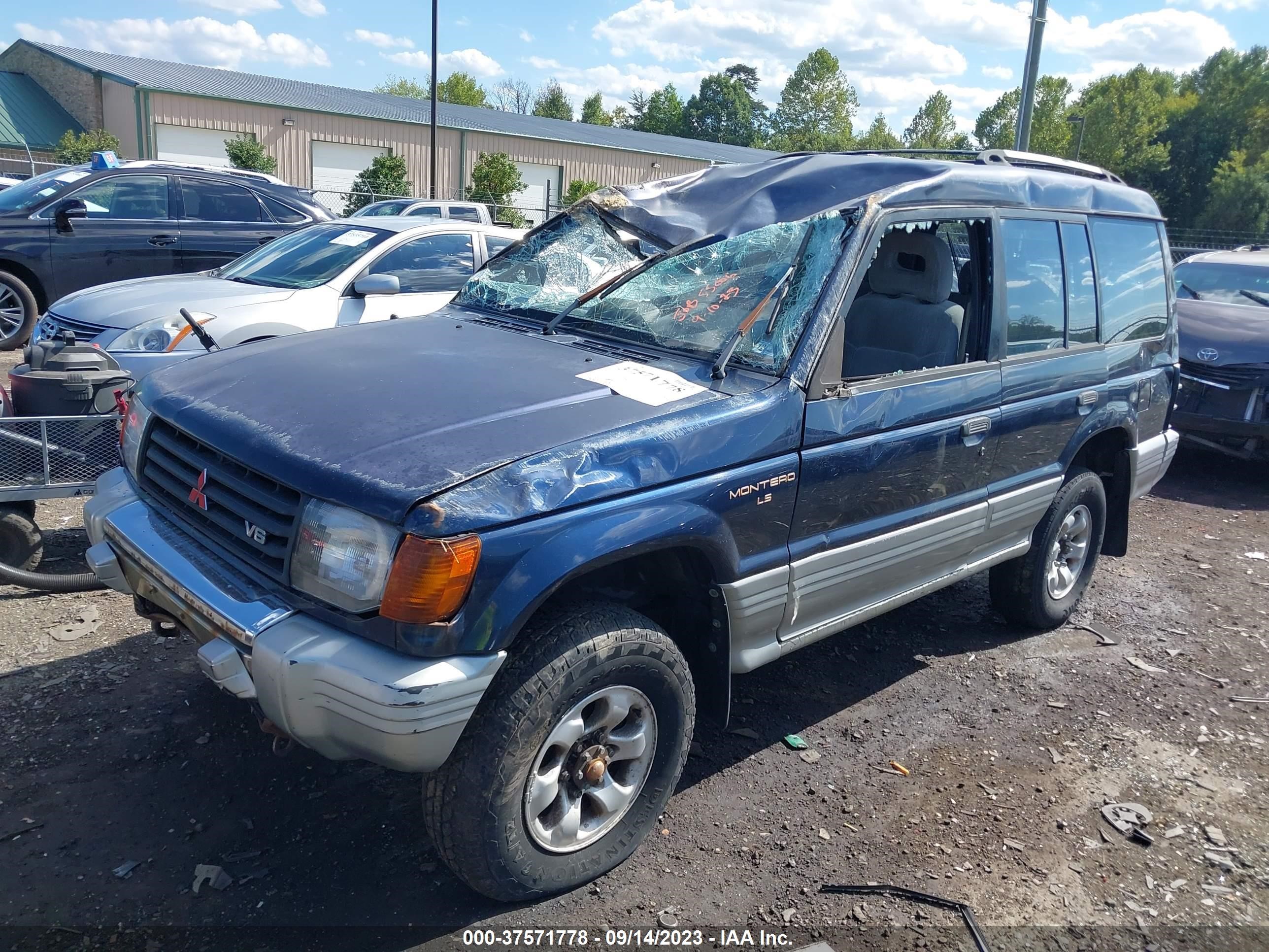 Photo 1 VIN: JA4MR41R9VJ004300 - MITSUBISHI MONTERO 