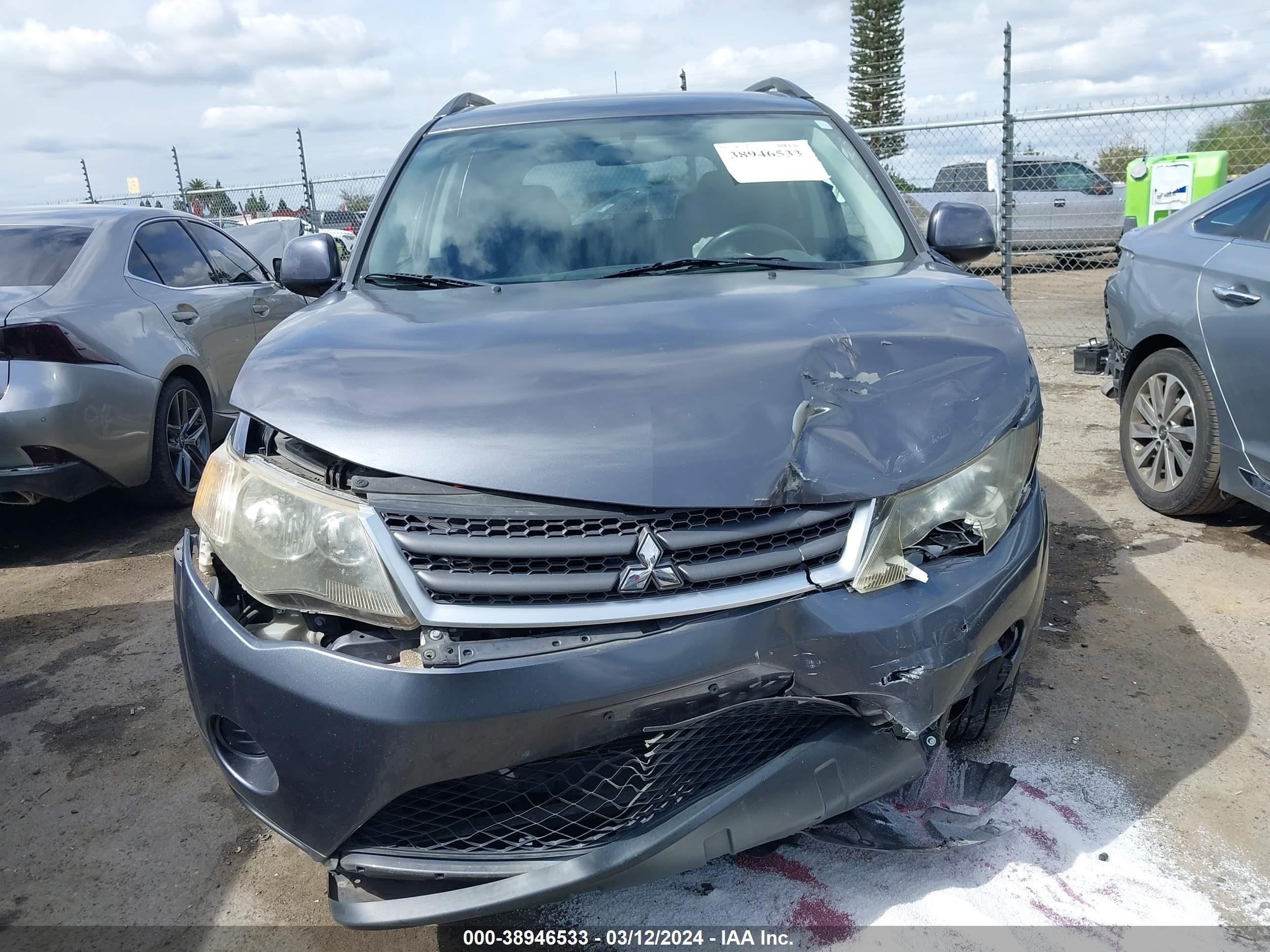 Photo 11 VIN: JA4MS31X07Z002274 - MITSUBISHI OUTLANDER 