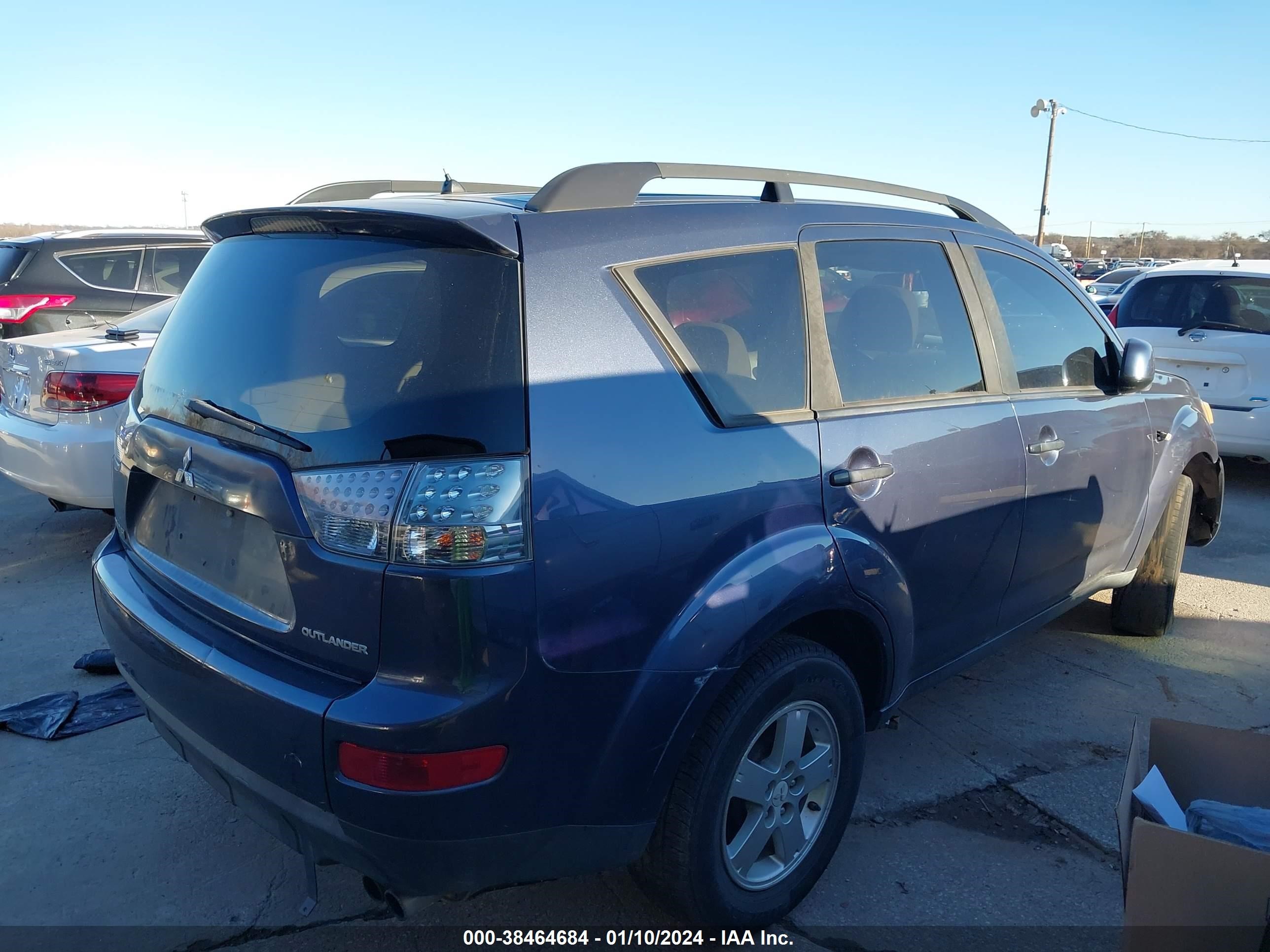 Photo 3 VIN: JA4MS31X17Z001621 - MITSUBISHI OUTLANDER 