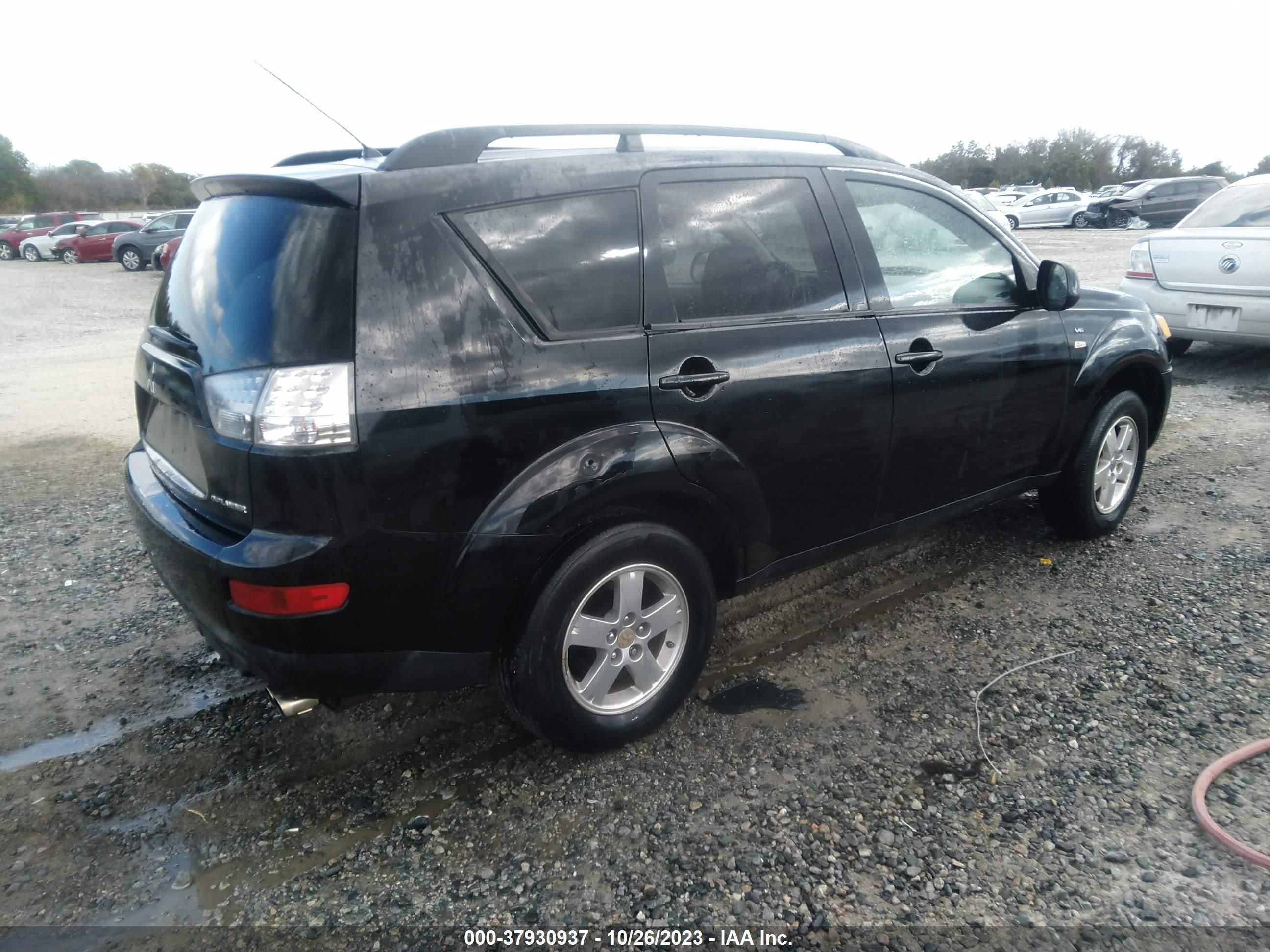 Photo 3 VIN: JA4MS31X78Z010406 - MITSUBISHI OUTLANDER 