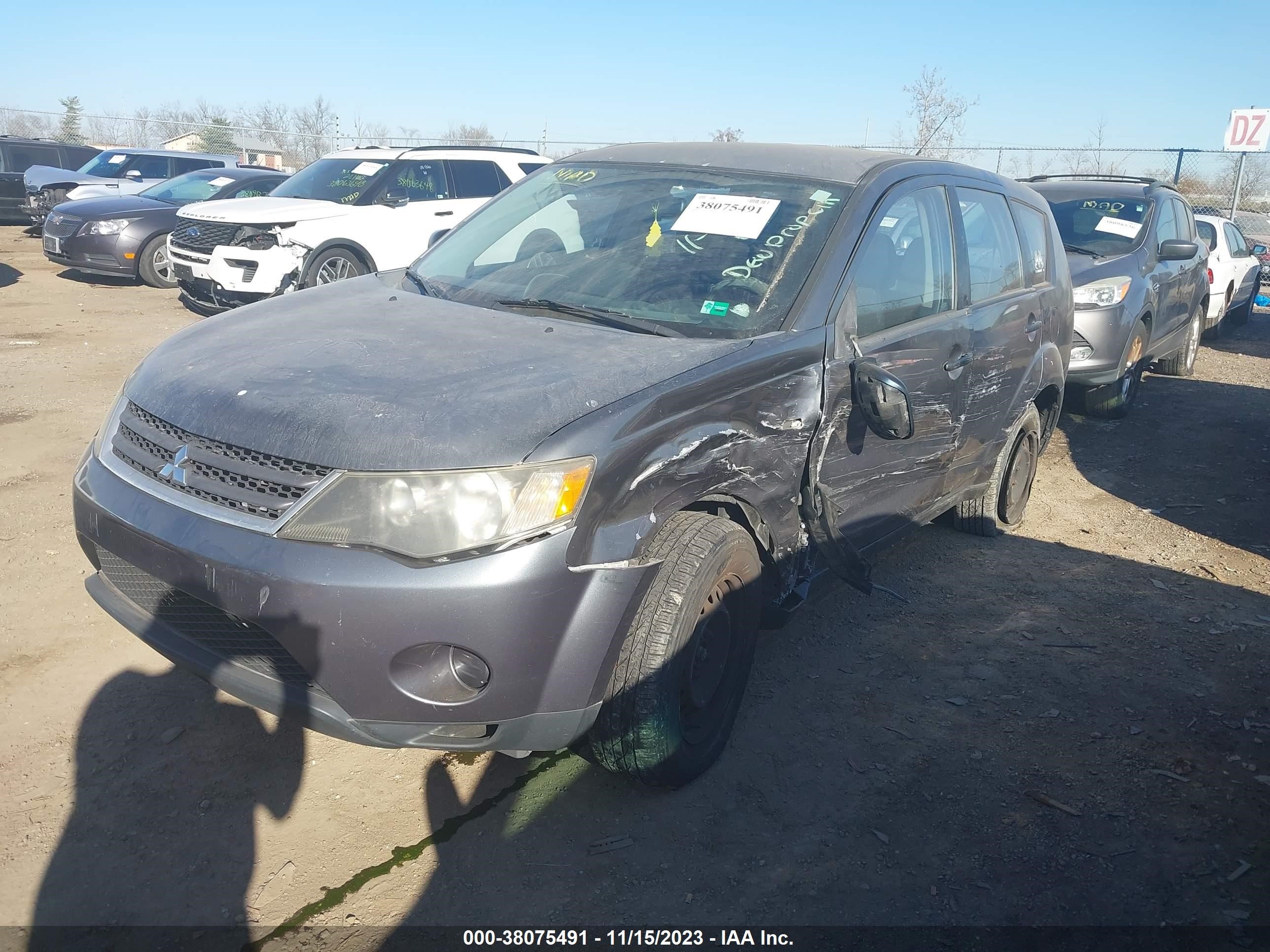 Photo 1 VIN: JA4MS31X87U002763 - MITSUBISHI OUTLANDER 