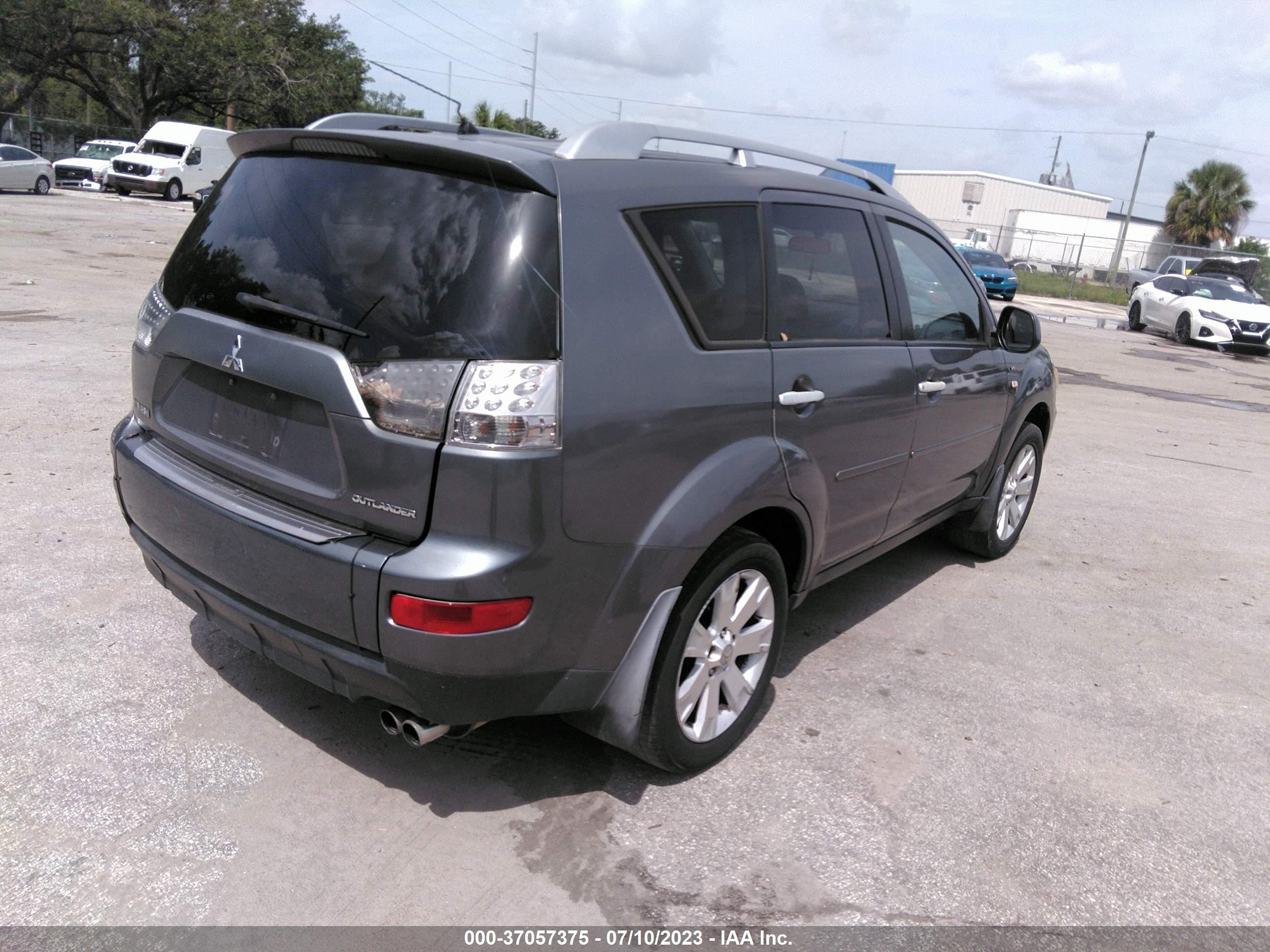 Photo 3 VIN: JA4MS41X18Z004168 - MITSUBISHI OUTLANDER 