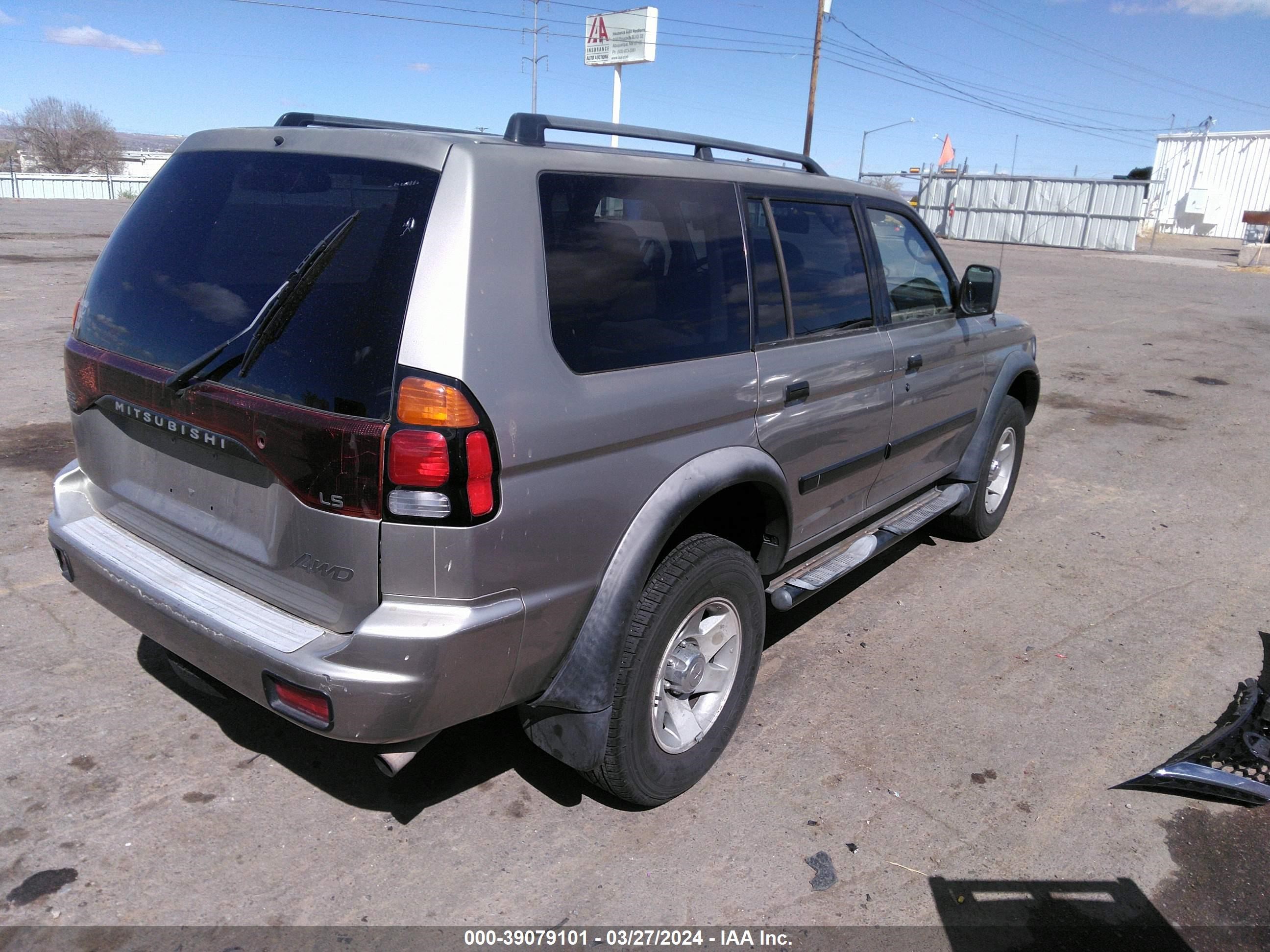 Photo 3 VIN: JA4MT21H82J040794 - MITSUBISHI MONTERO SPORT 