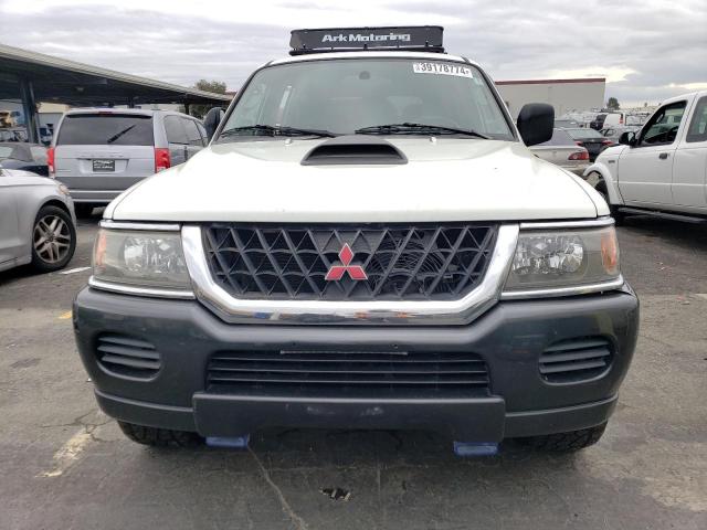 Photo 4 VIN: JA4MT31H01P031010 - MITSUBISHI MONTERO 