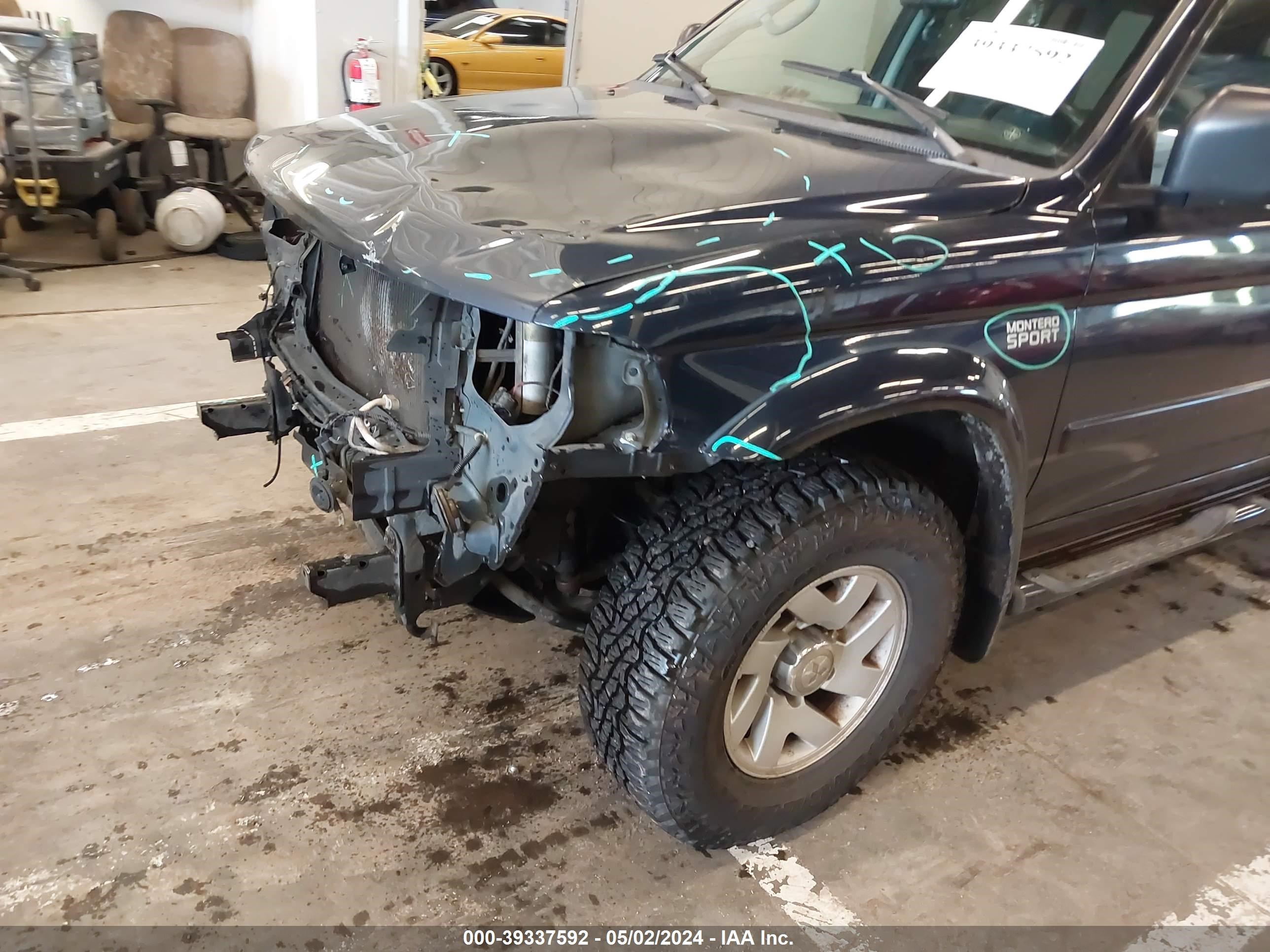 Photo 21 VIN: JA4MT31R34J007512 - MITSUBISHI MONTERO 