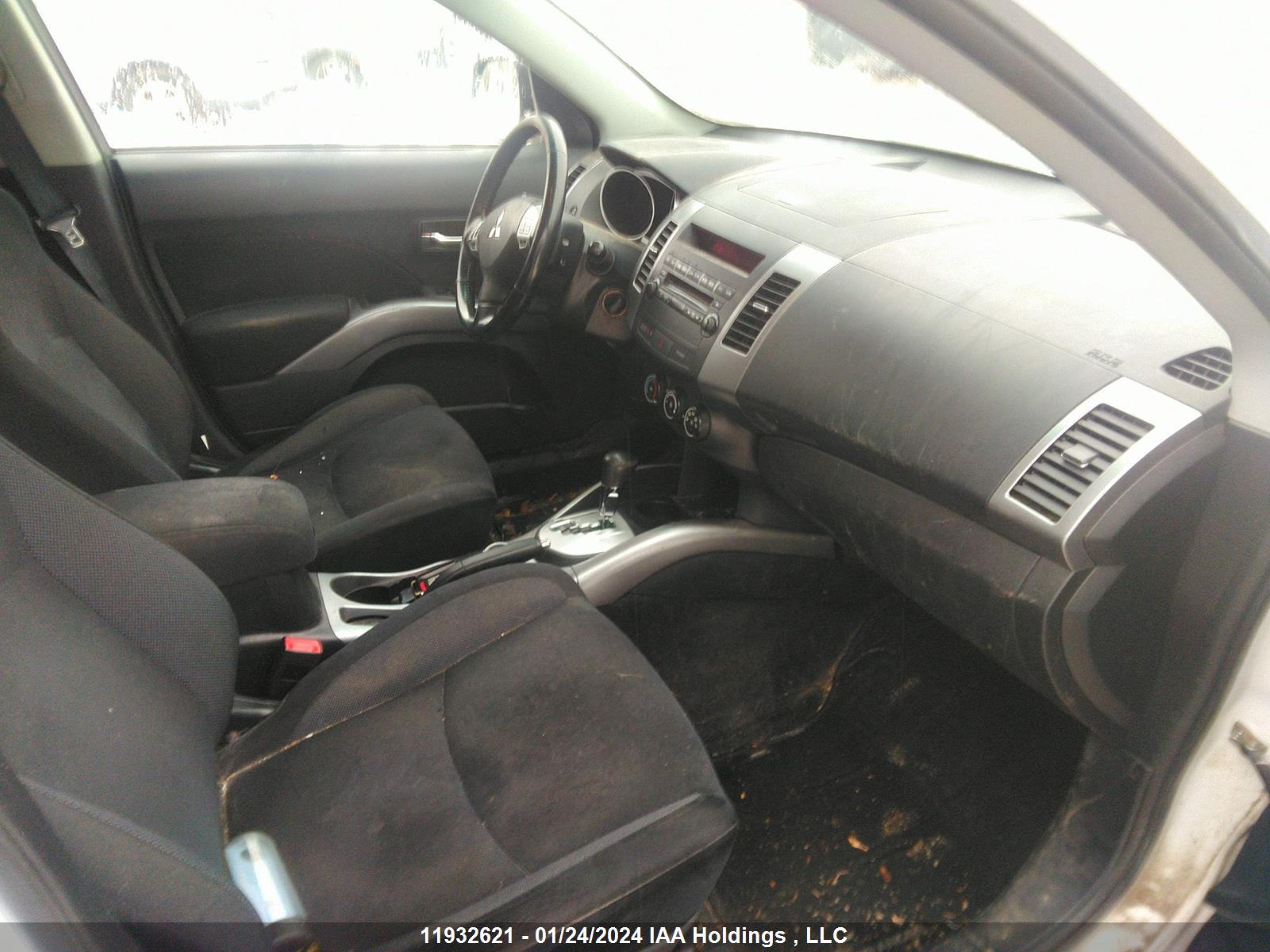 Photo 4 VIN: JA4MT31X09Z605497 - MITSUBISHI OUTLANDER 