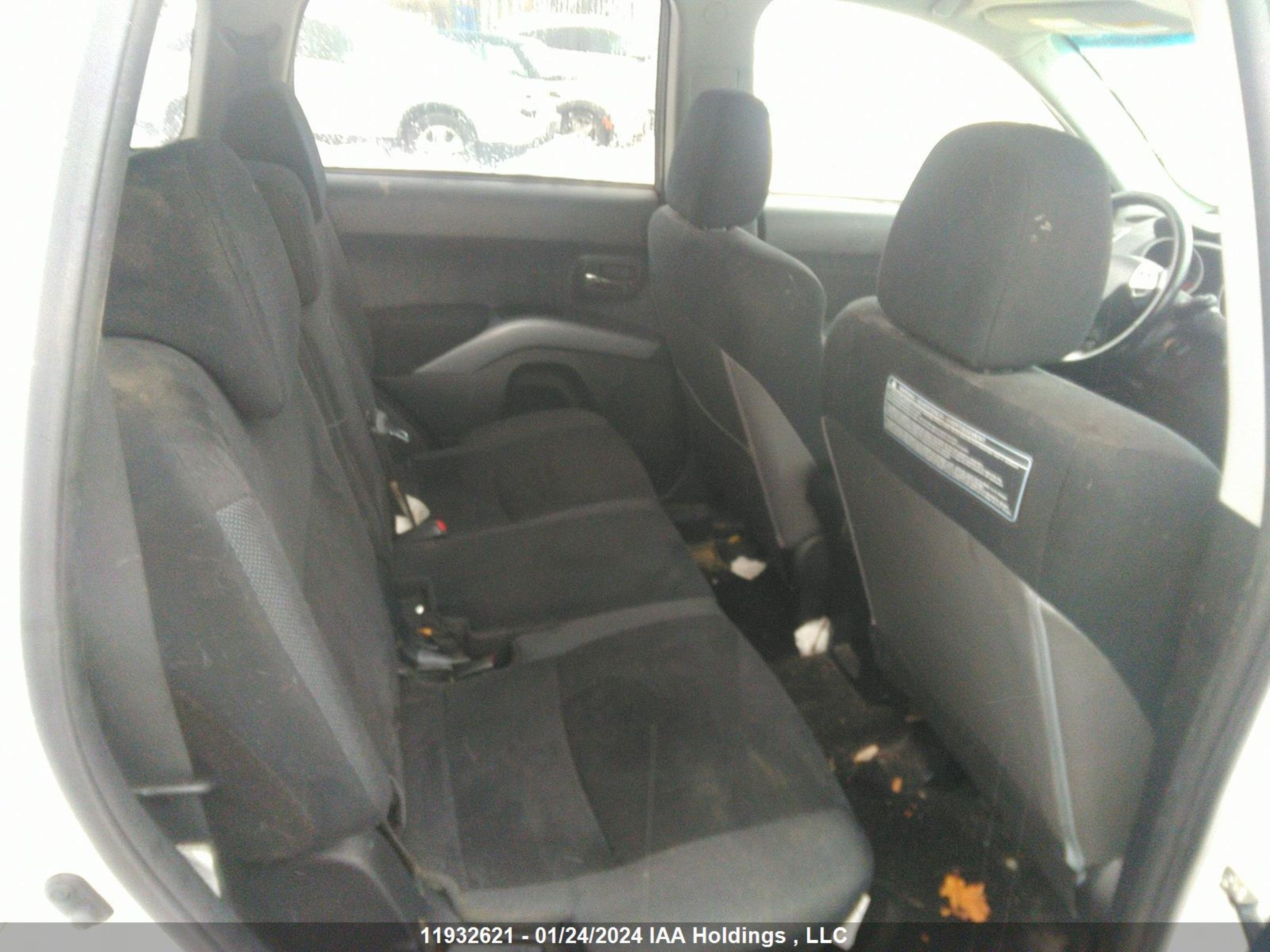 Photo 7 VIN: JA4MT31X09Z605497 - MITSUBISHI OUTLANDER 