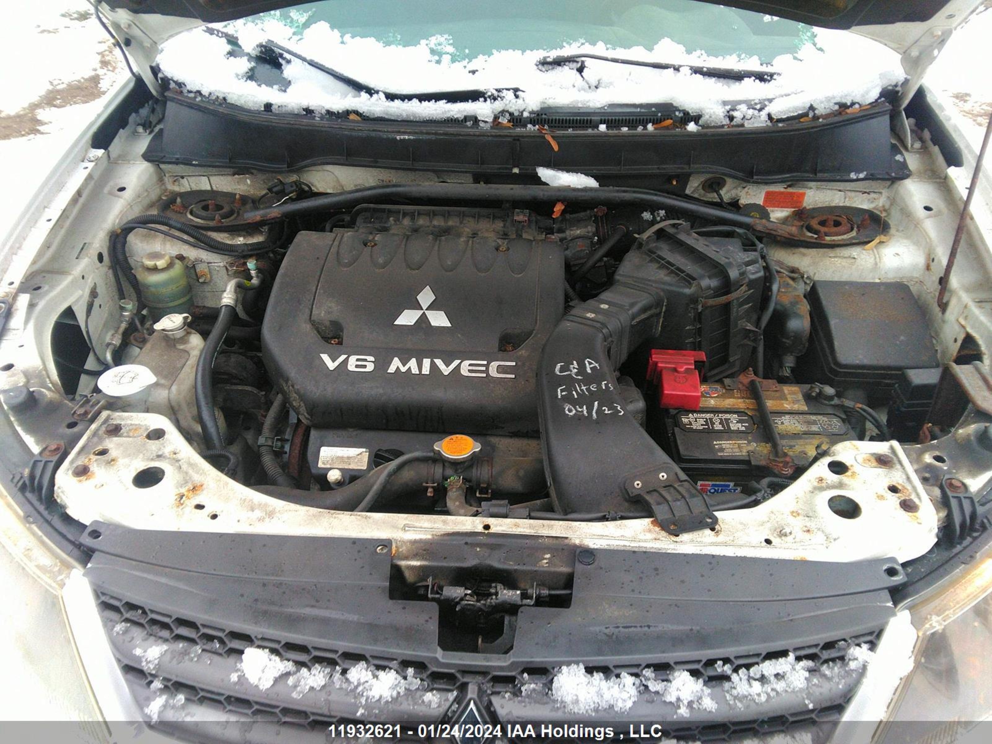 Photo 9 VIN: JA4MT31X09Z605497 - MITSUBISHI OUTLANDER 