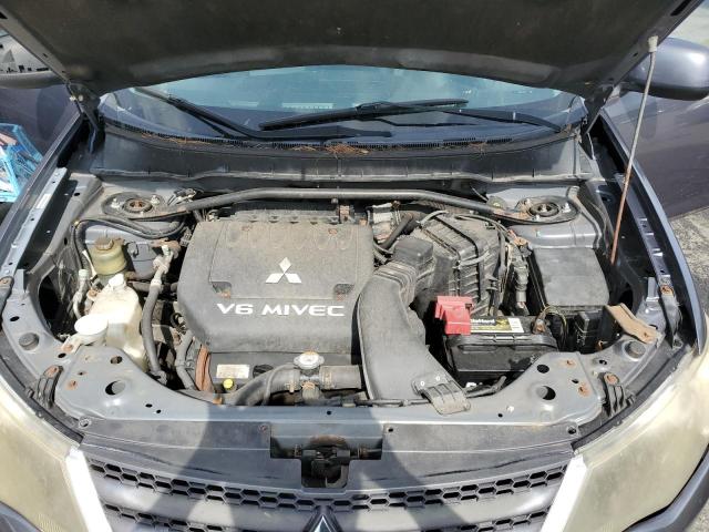 Photo 11 VIN: JA4MT31X27Z003195 - MITSUBISHI OUTLANDER 