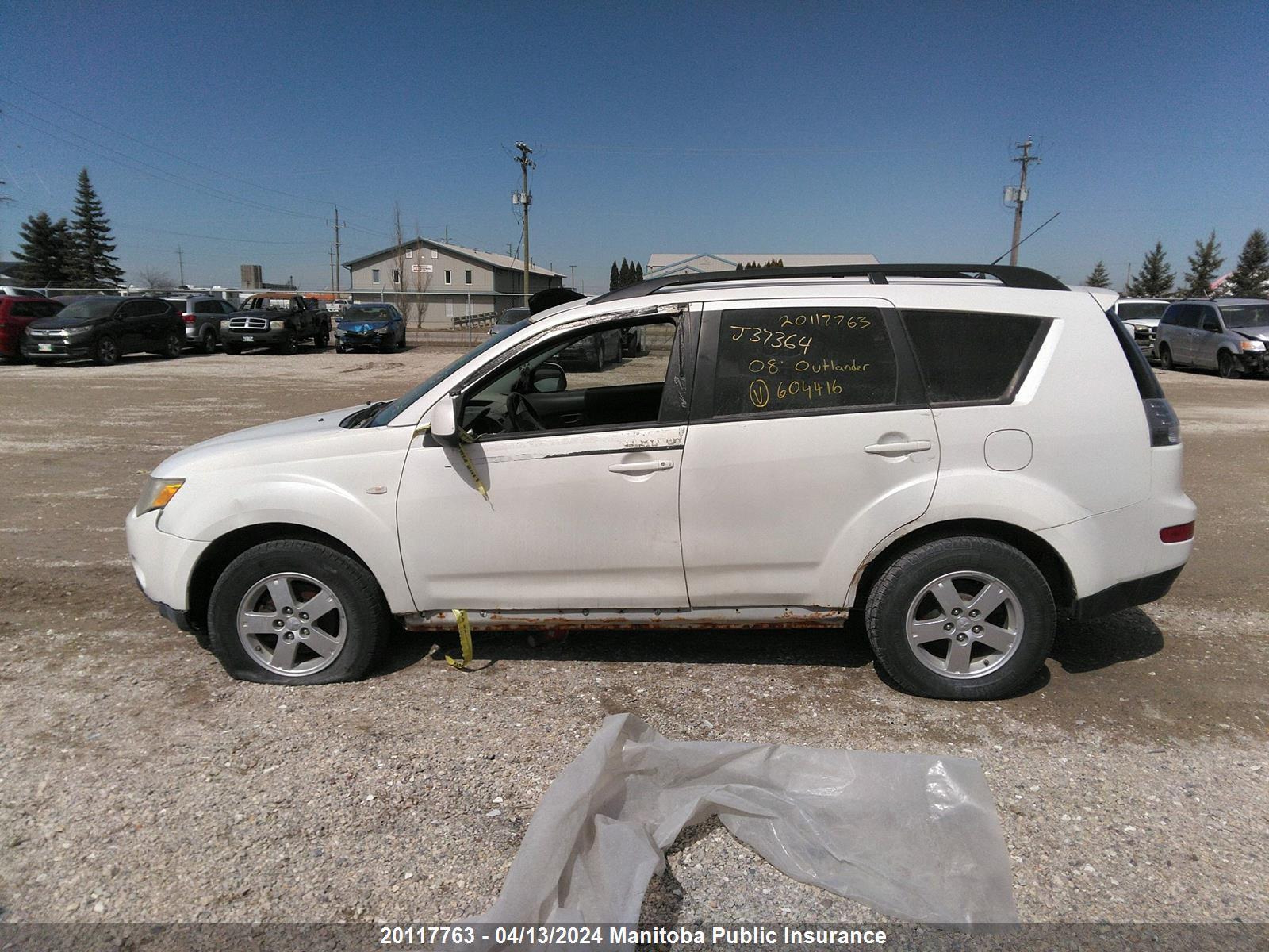 Photo 13 VIN: JA4MT31X48Z604416 - MITSUBISHI OUTLANDER 