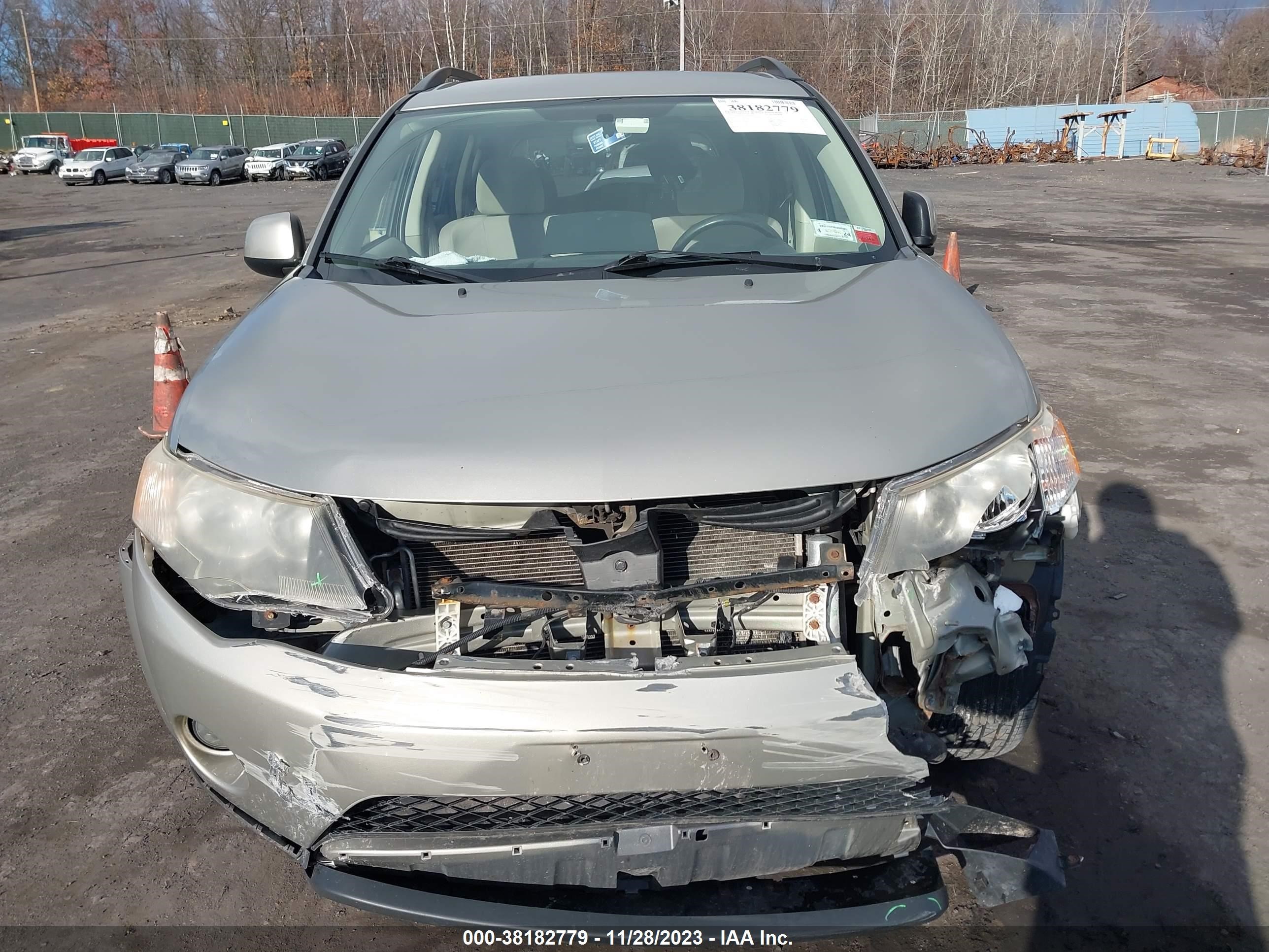 Photo 5 VIN: JA4MT31X77Z005024 - MITSUBISHI OUTLANDER 