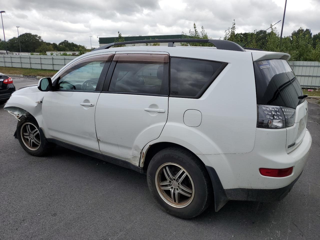 Photo 1 VIN: JA4MT31X78Z012119 - MITSUBISHI OUTLANDER 