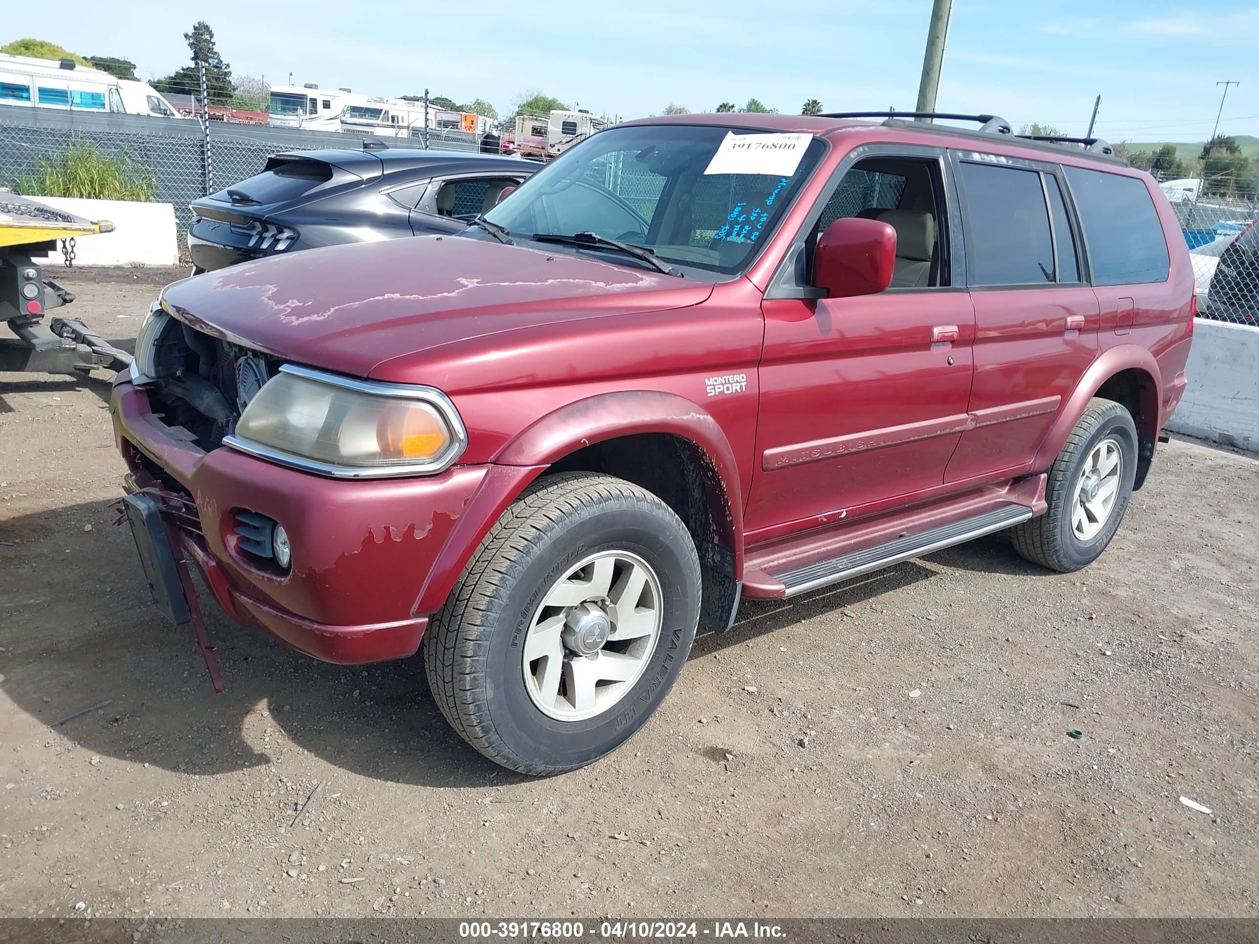 Photo 1 VIN: JA4MT41R1YP058127 - MITSUBISHI MONTERO SPORT 