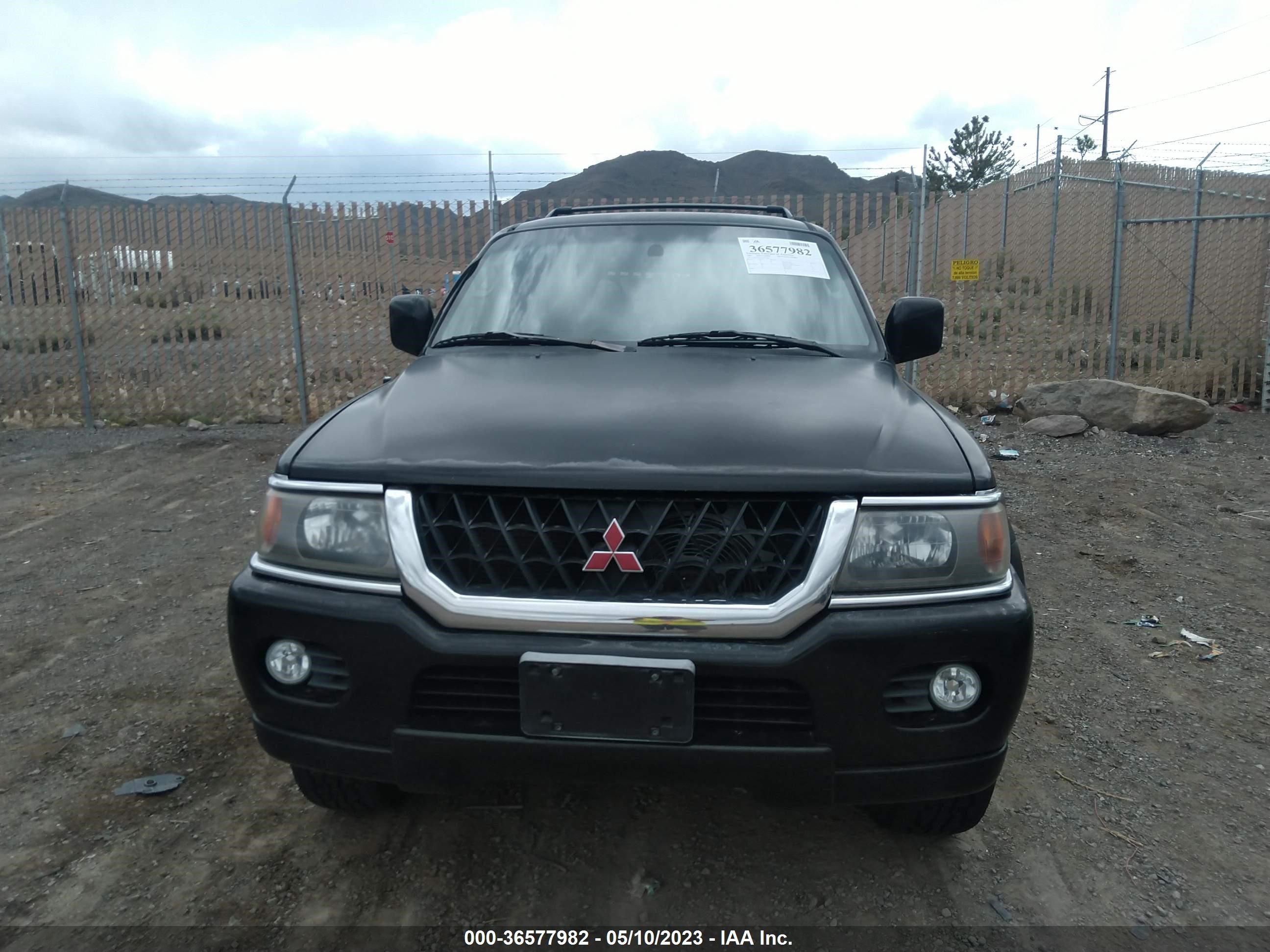 Photo 5 VIN: JA4MT41R5YP817569 - MITSUBISHI MONTERO SPORT 