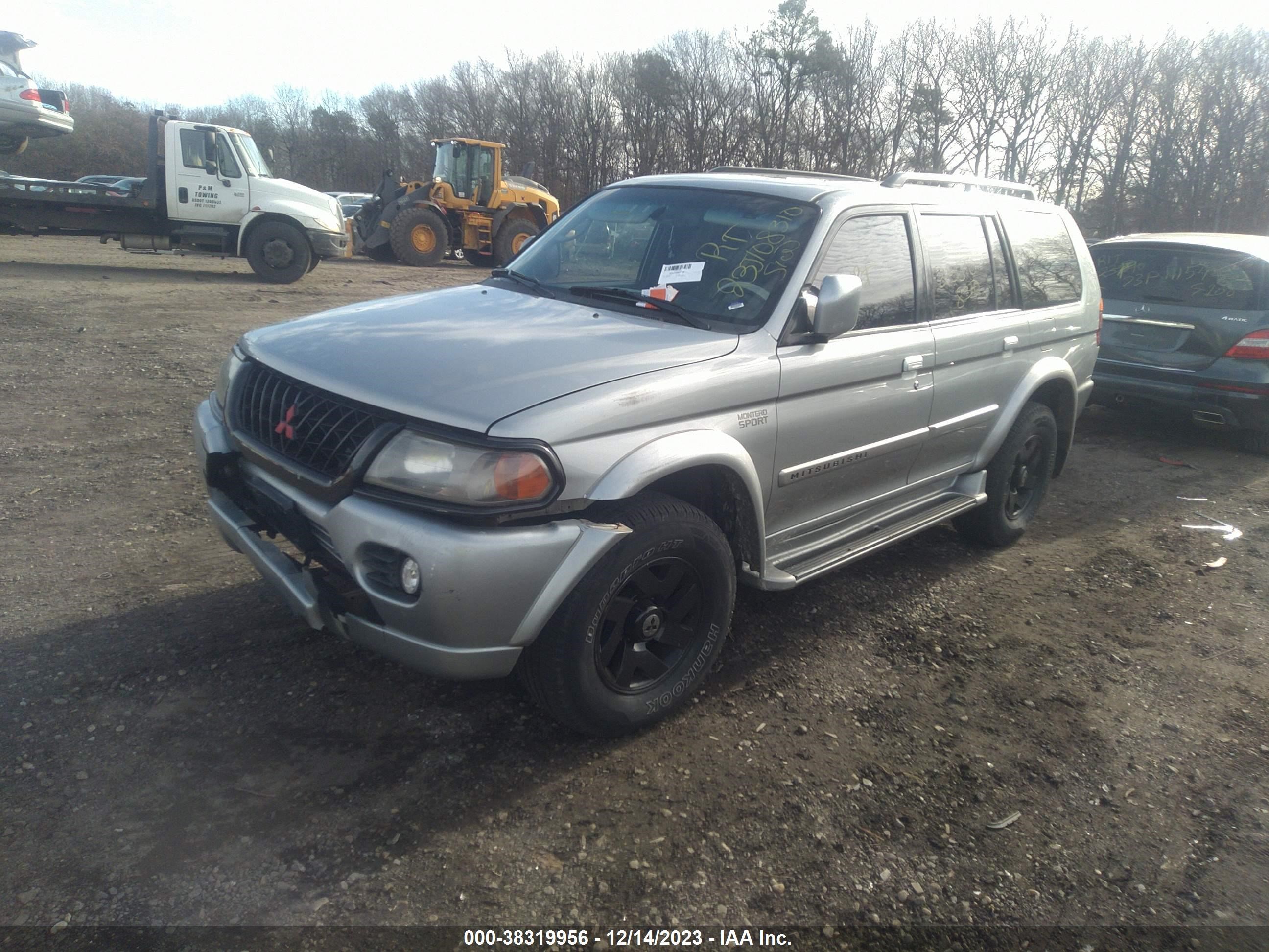 Photo 1 VIN: JA4MT41RX1P010423 - MITSUBISHI MONTERO SPORT 