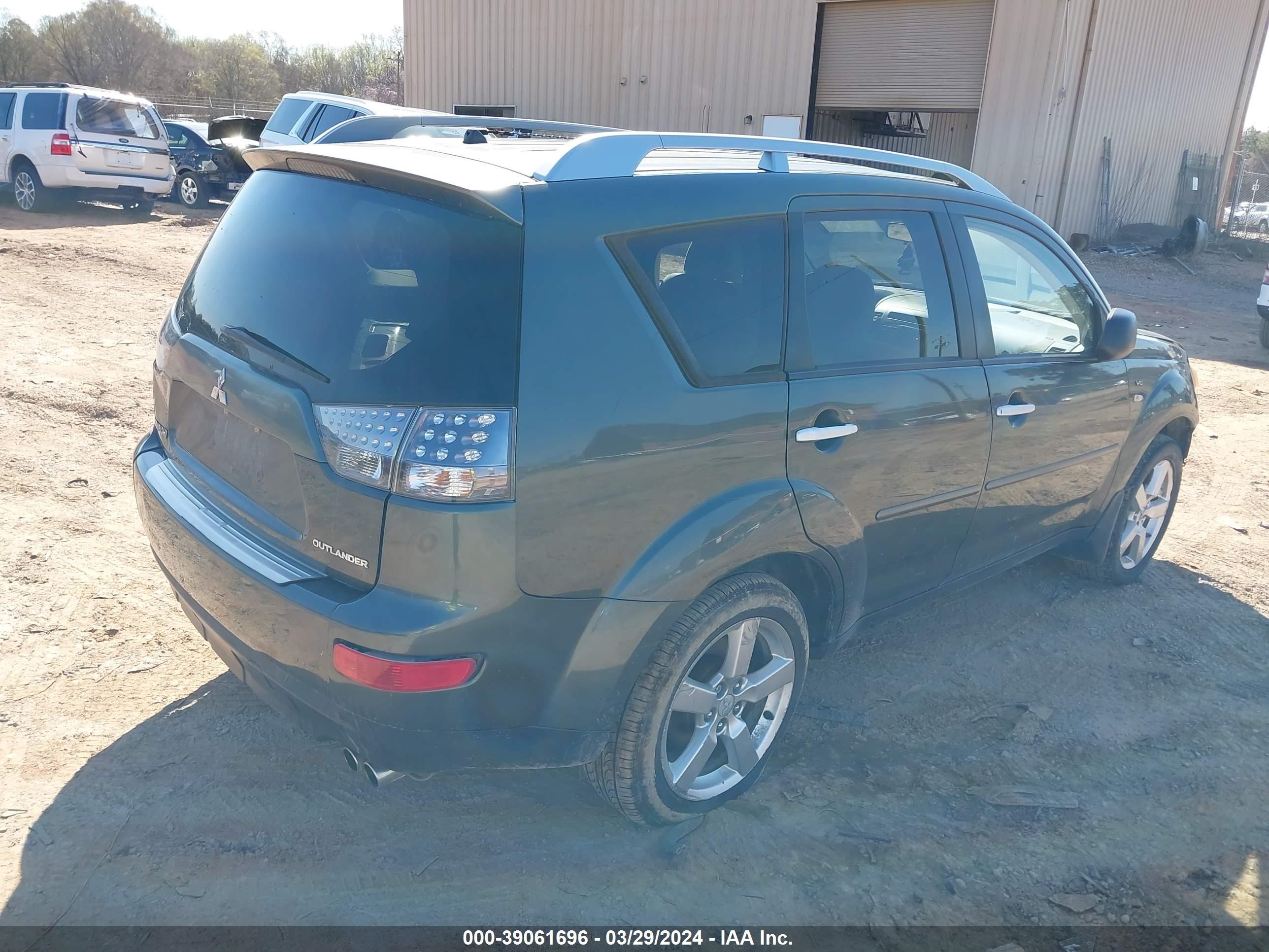 Photo 3 VIN: JA4MT41X28Z008288 - MITSUBISHI OUTLANDER 