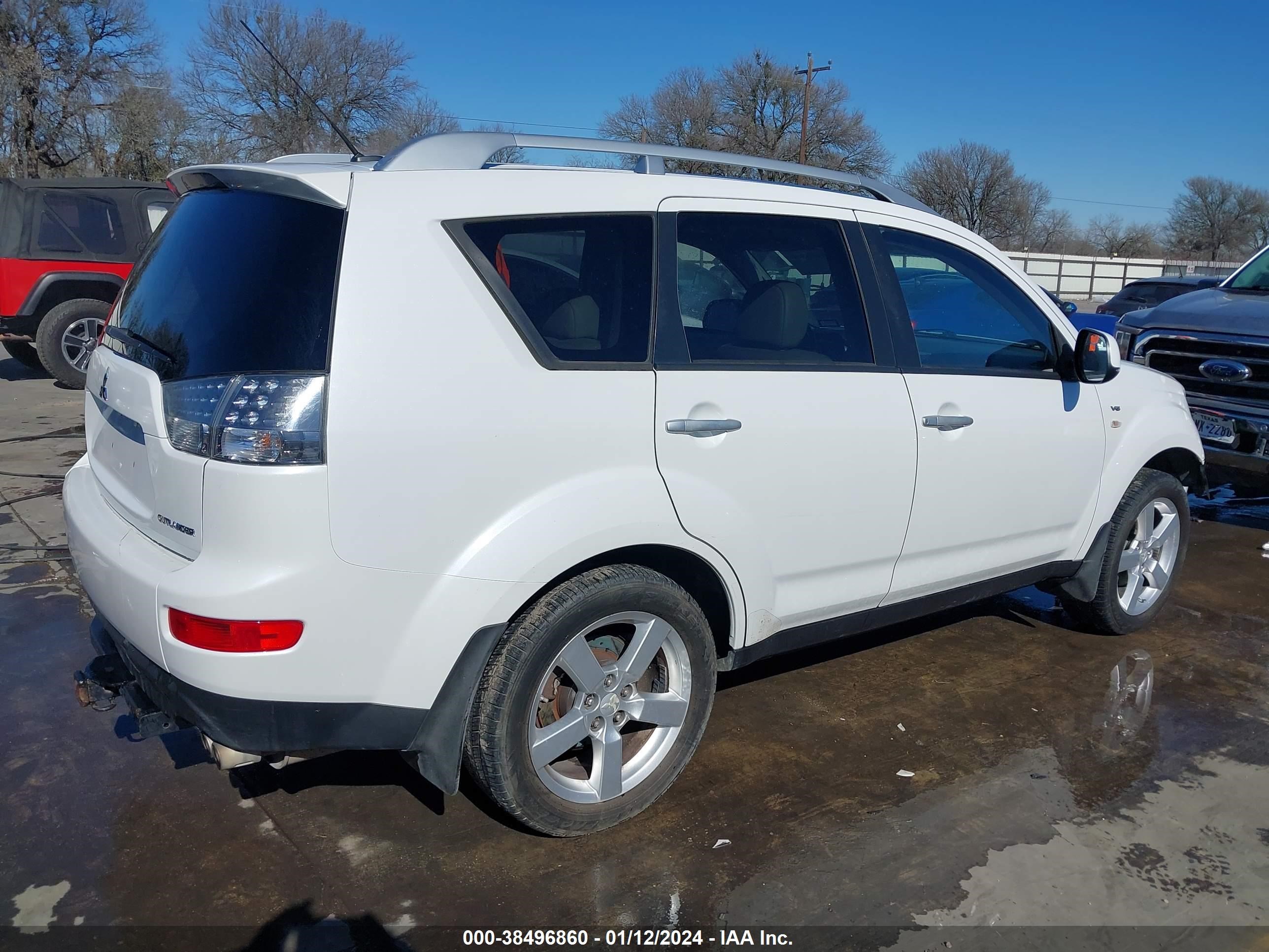 Photo 3 VIN: JA4MT41X28Z015905 - MITSUBISHI OUTLANDER 