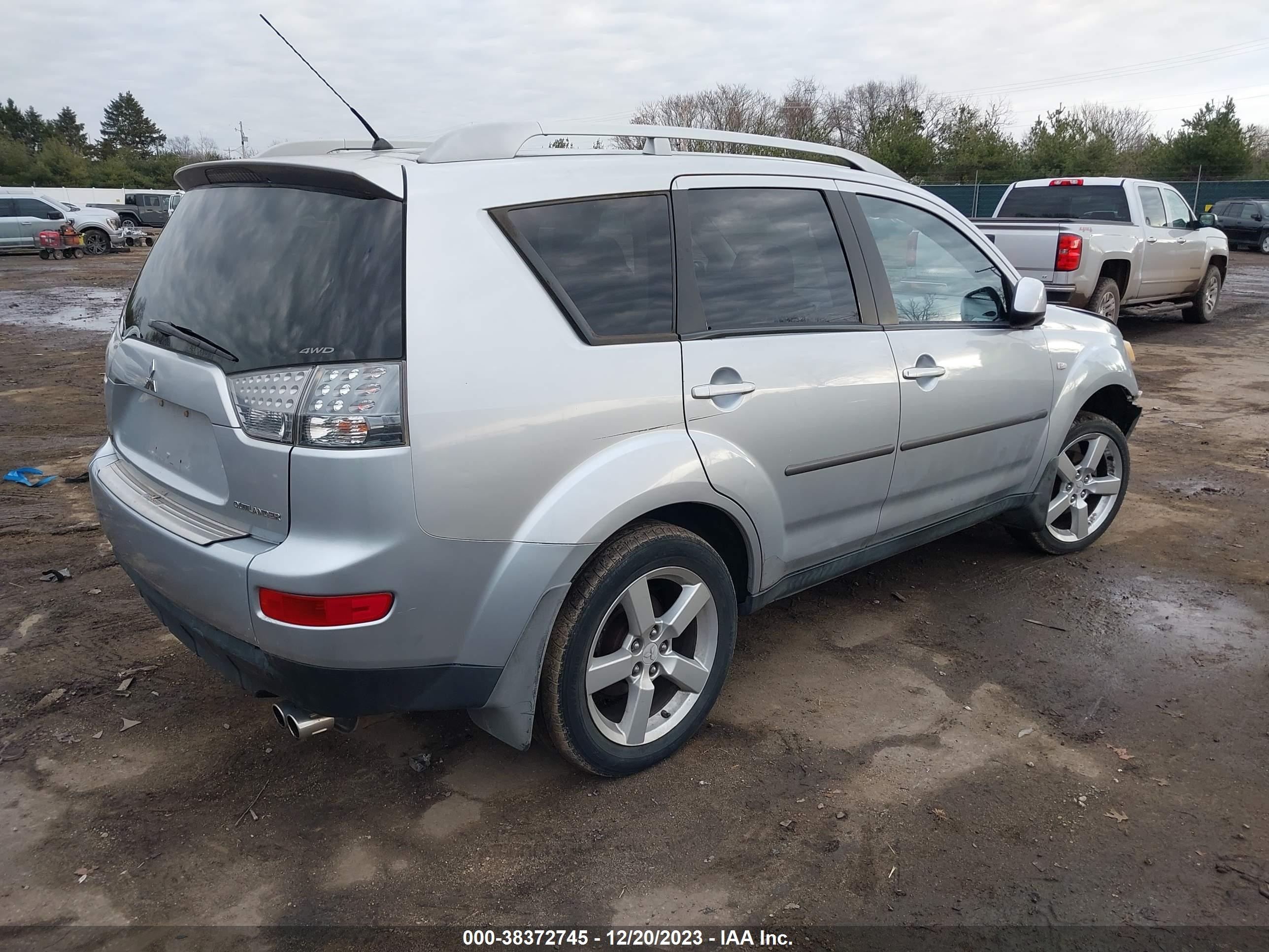 Photo 3 VIN: JA4MT41X37U009445 - MITSUBISHI OUTLANDER 