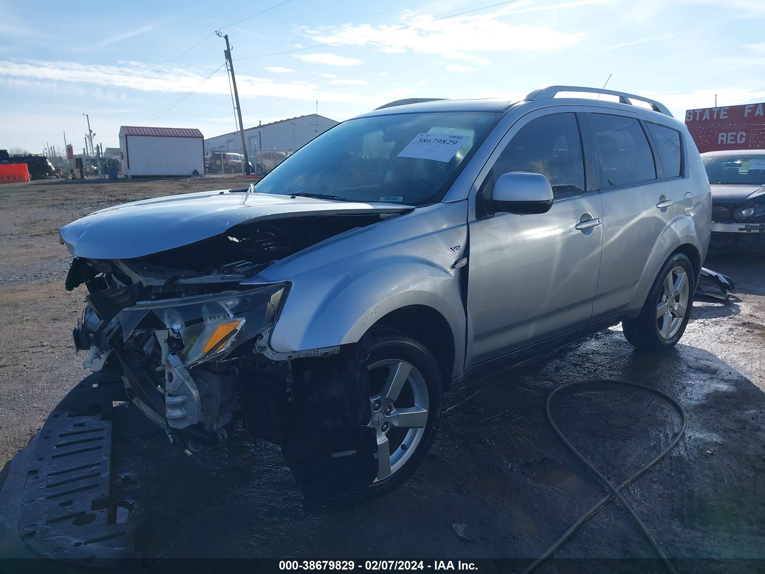 Photo 1 VIN: JA4MT41X38Z020336 - MITSUBISHI OUTLANDER 