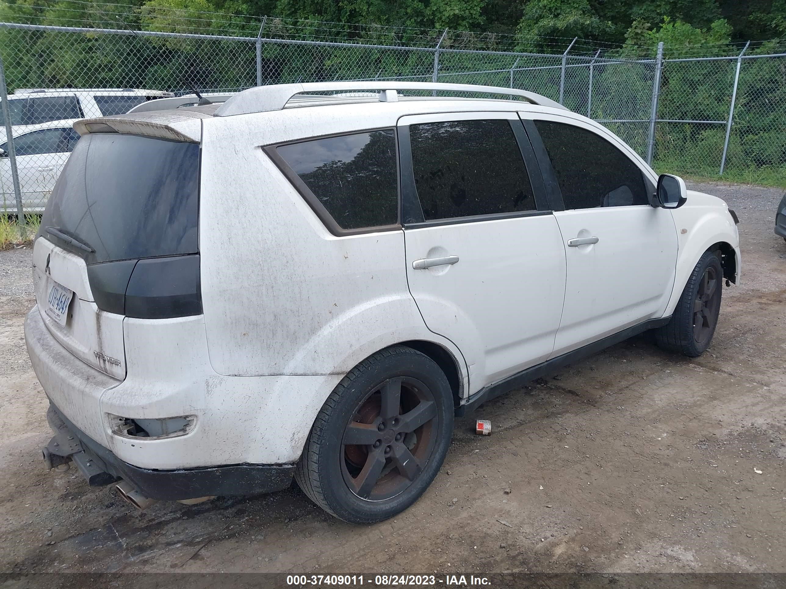 Photo 3 VIN: JA4MT41X47U005467 - MITSUBISHI OUTLANDER 