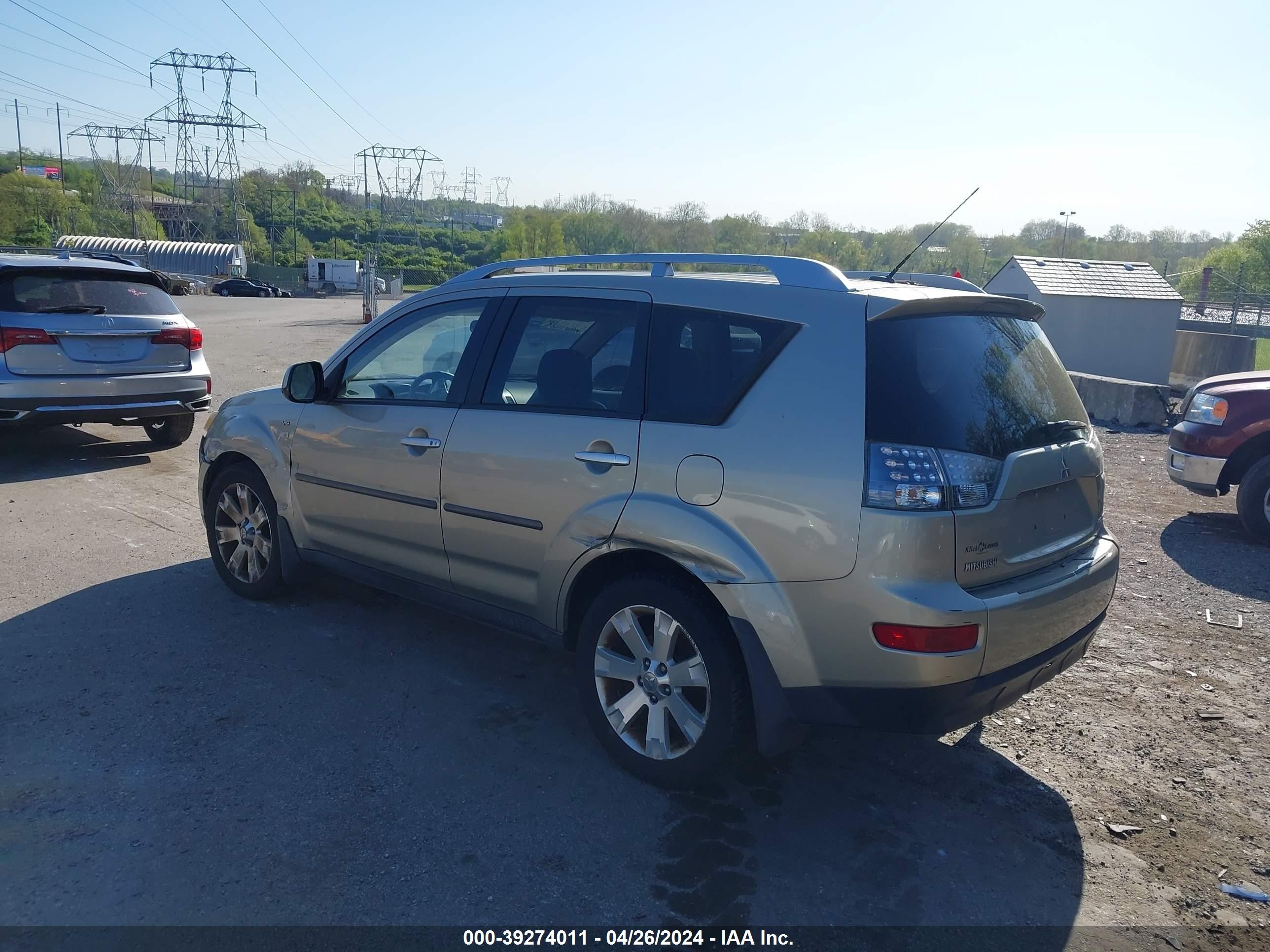 Photo 2 VIN: JA4MT41X58Z002212 - MITSUBISHI OUTLANDER 