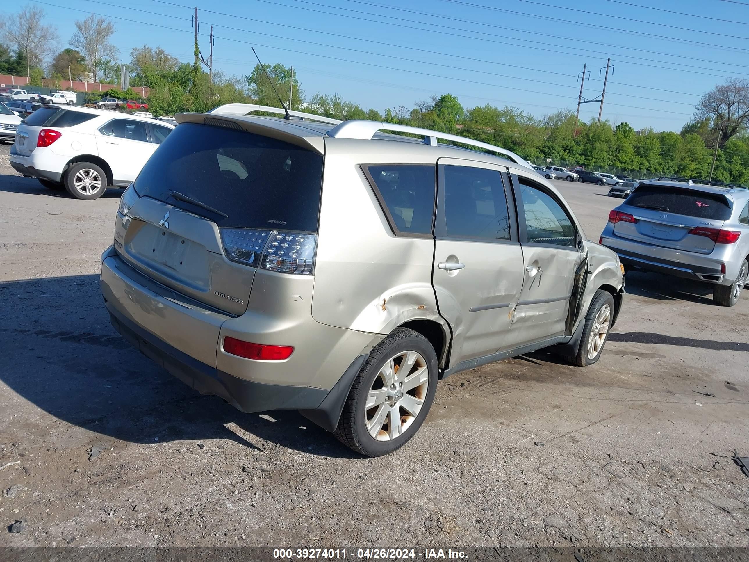 Photo 3 VIN: JA4MT41X58Z002212 - MITSUBISHI OUTLANDER 