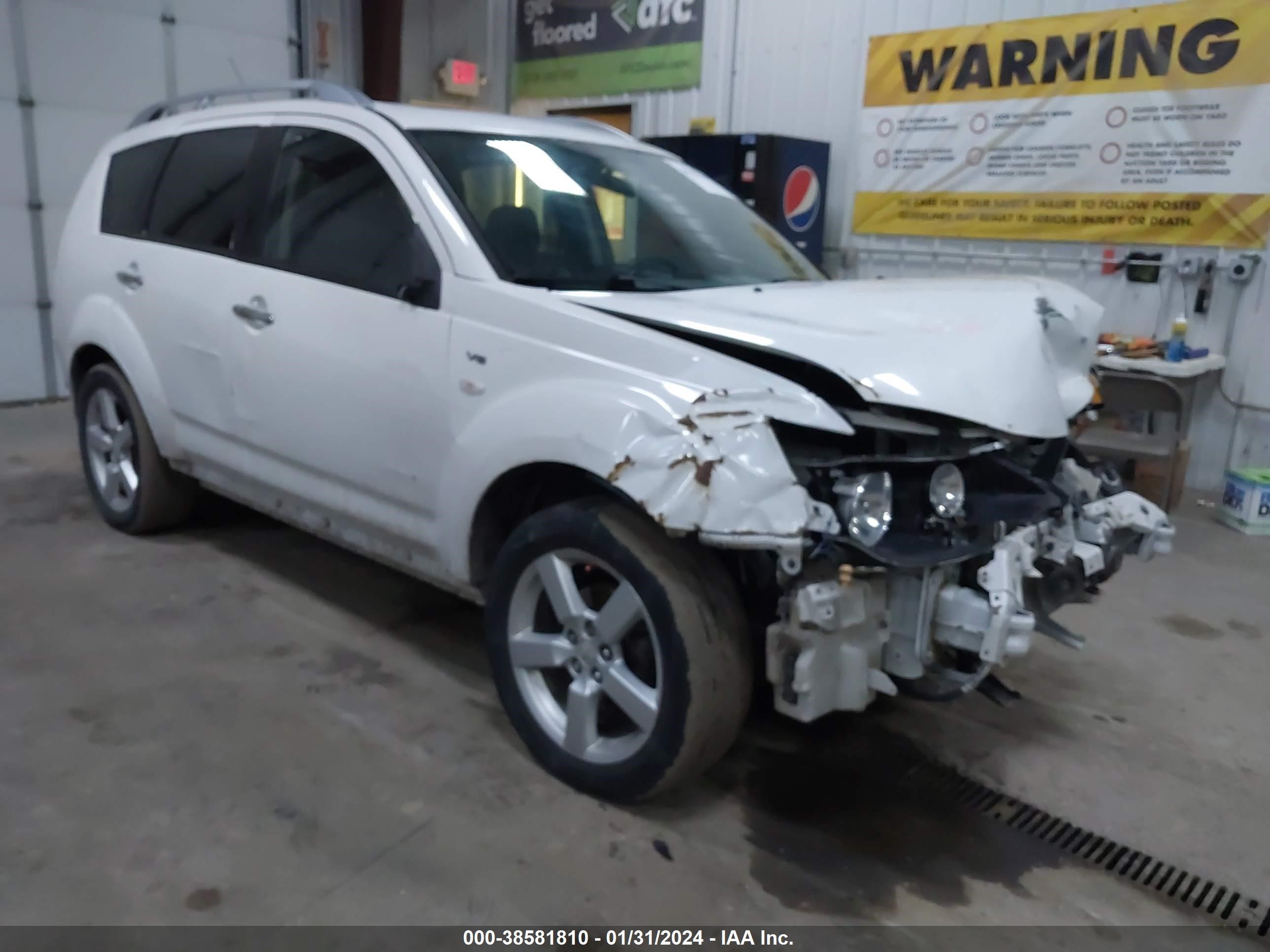 Photo 0 VIN: JA4MT41XX9Z010422 - MITSUBISHI OUTLANDER 