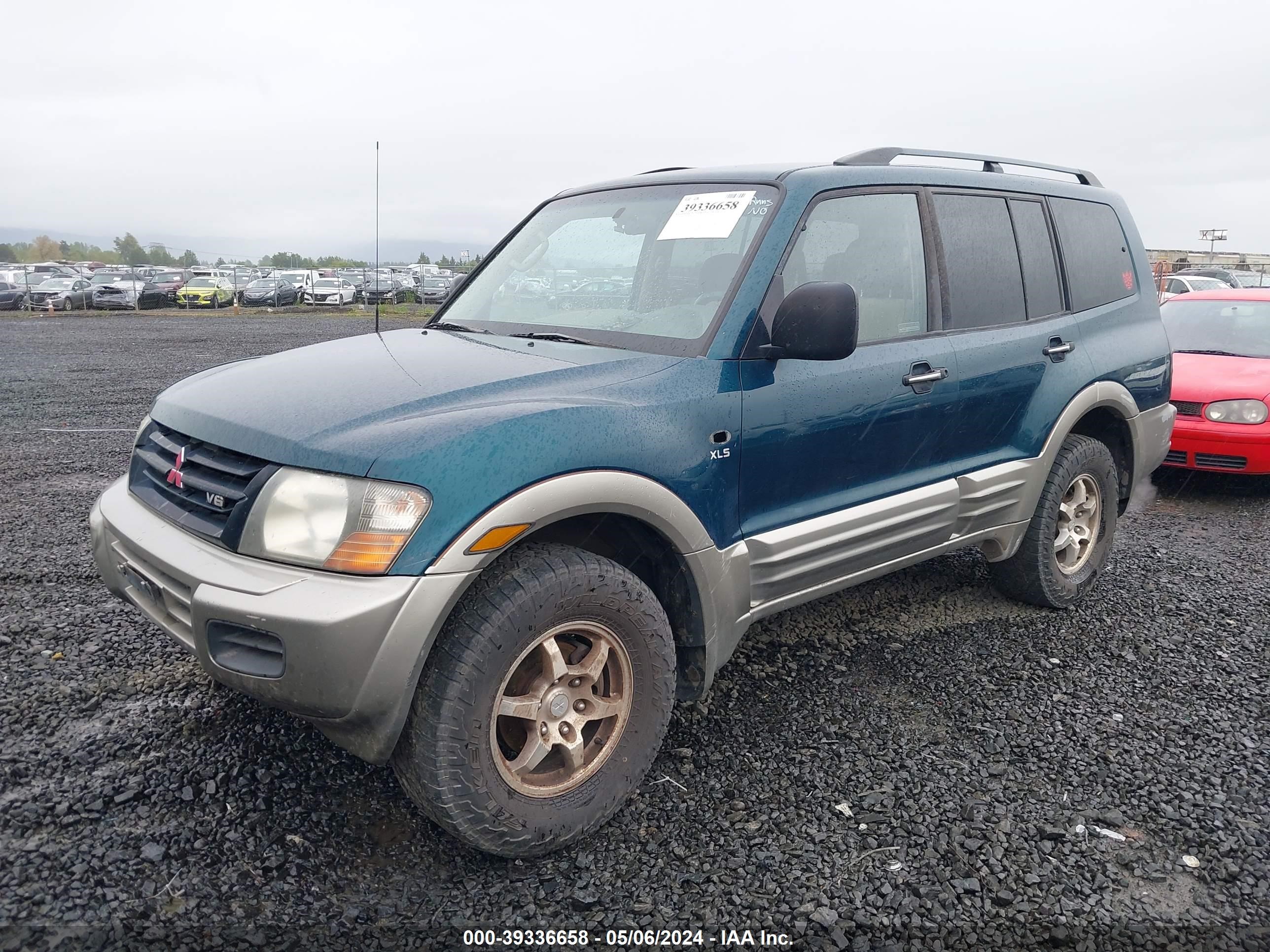 Photo 1 VIN: JA4MW31R11J033450 - MITSUBISHI MONTERO 