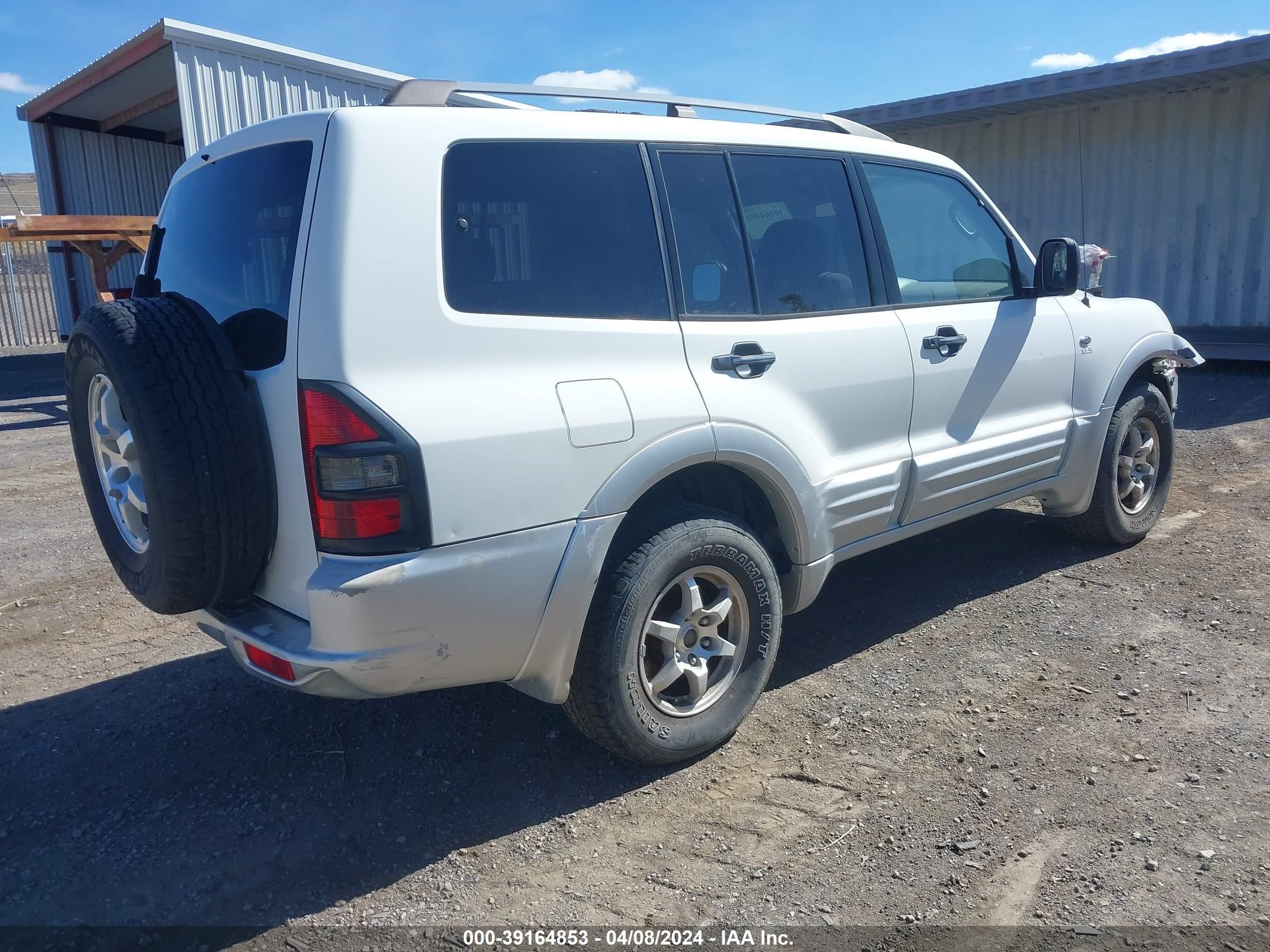 Photo 3 VIN: JA4MW31R31J034065 - MITSUBISHI MONTERO 