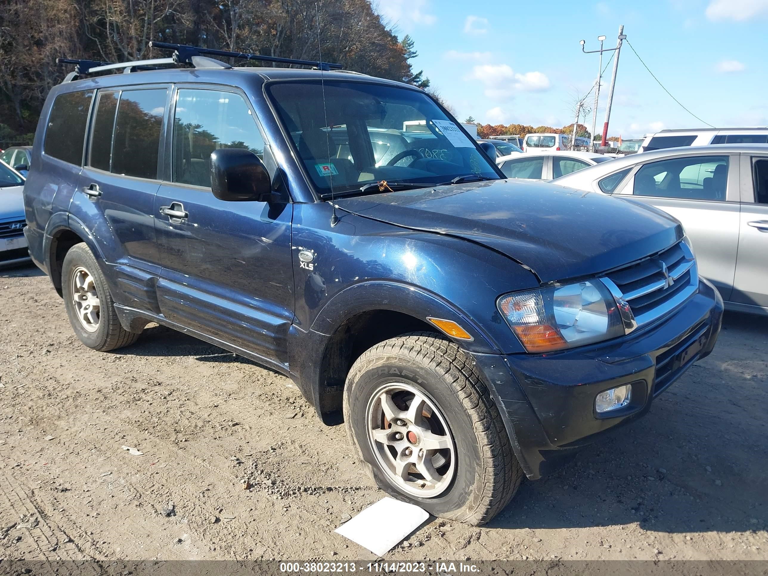 Photo 0 VIN: JA4MW31R32J036643 - MITSUBISHI MONTERO 