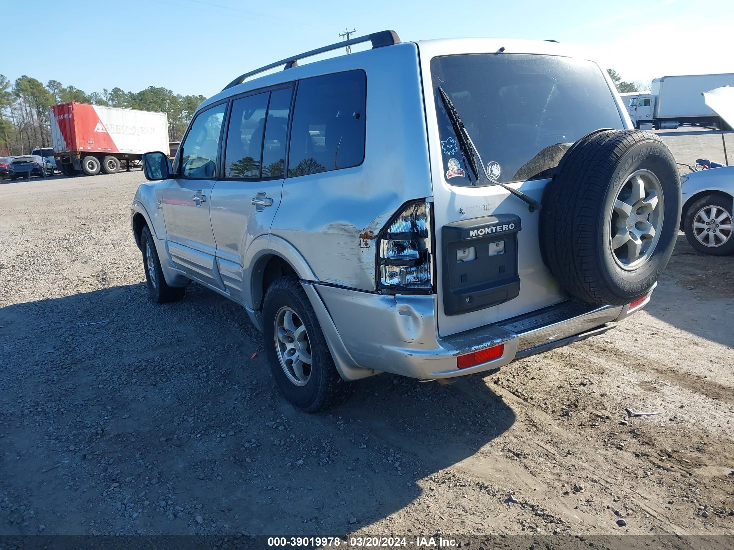 Photo 2 VIN: JA4MW51R02J011579 - MITSUBISHI MONTERO 