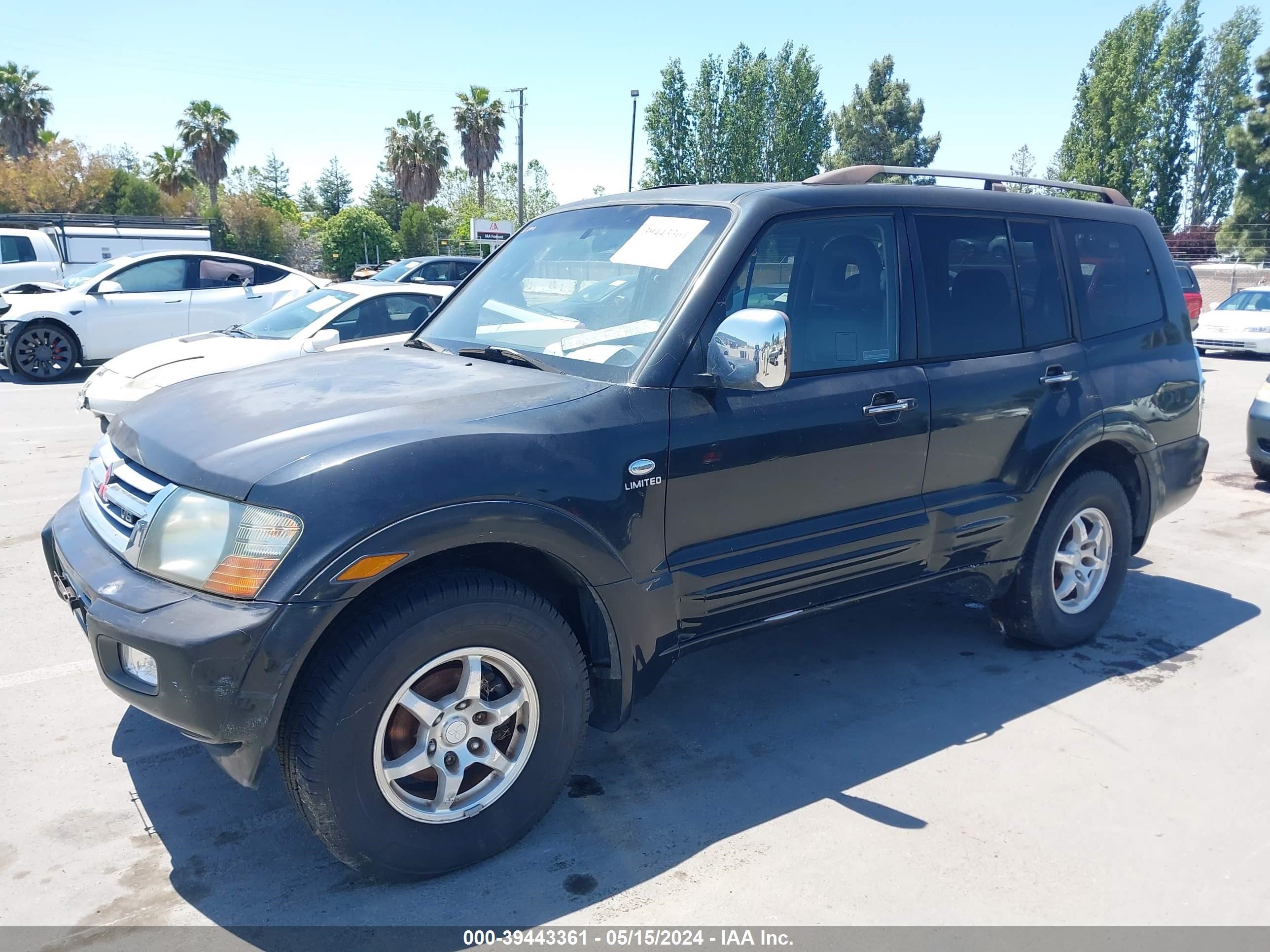 Photo 1 VIN: JA4MW51R11J013467 - MITSUBISHI MONTERO 