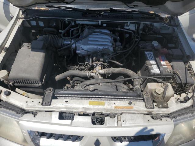 Photo 10 VIN: JA4MW51S65J000884 - MITSUBISHI MONTERO 