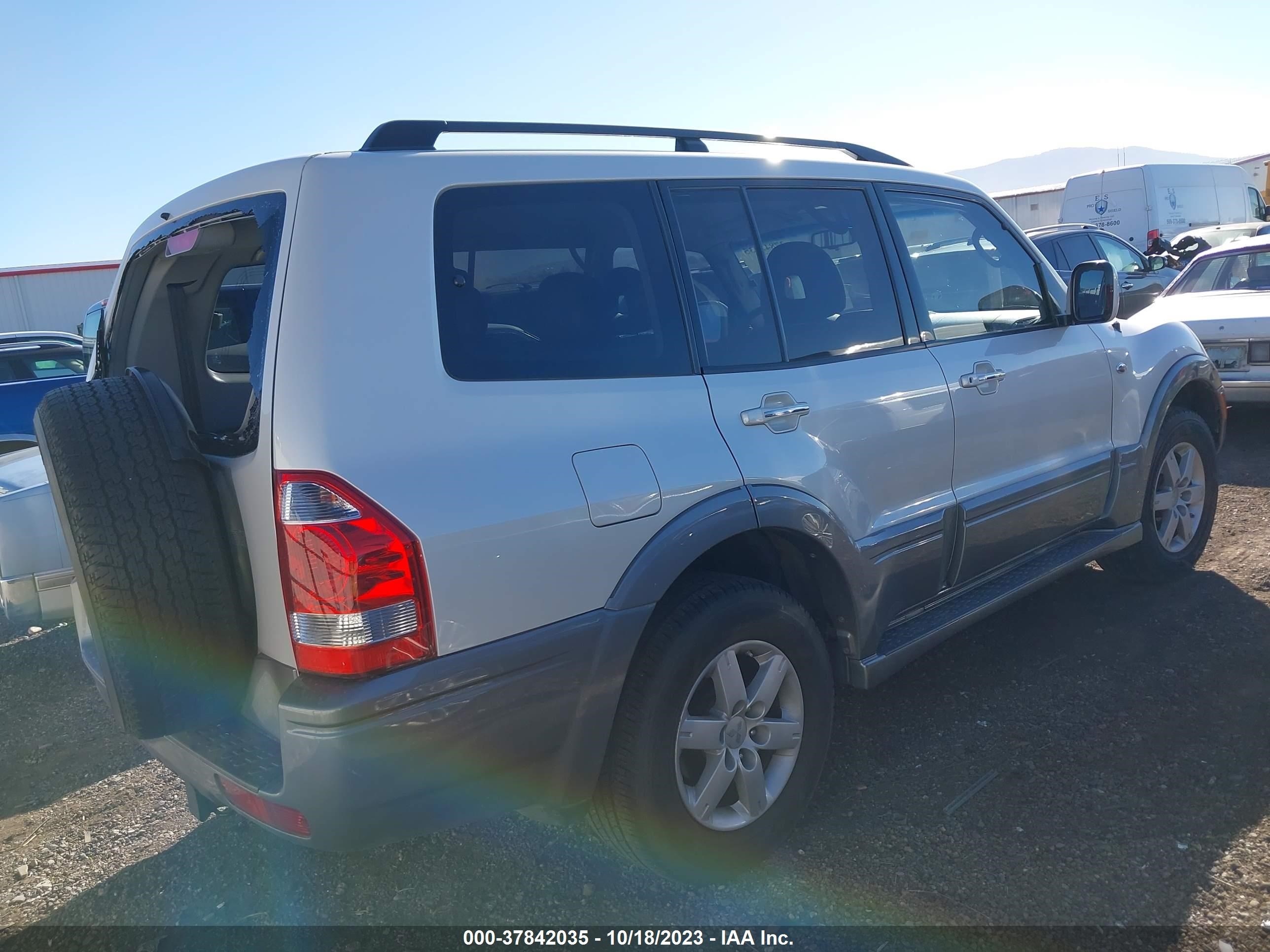 Photo 3 VIN: JA4MW51S66J003480 - MITSUBISHI MONTERO 