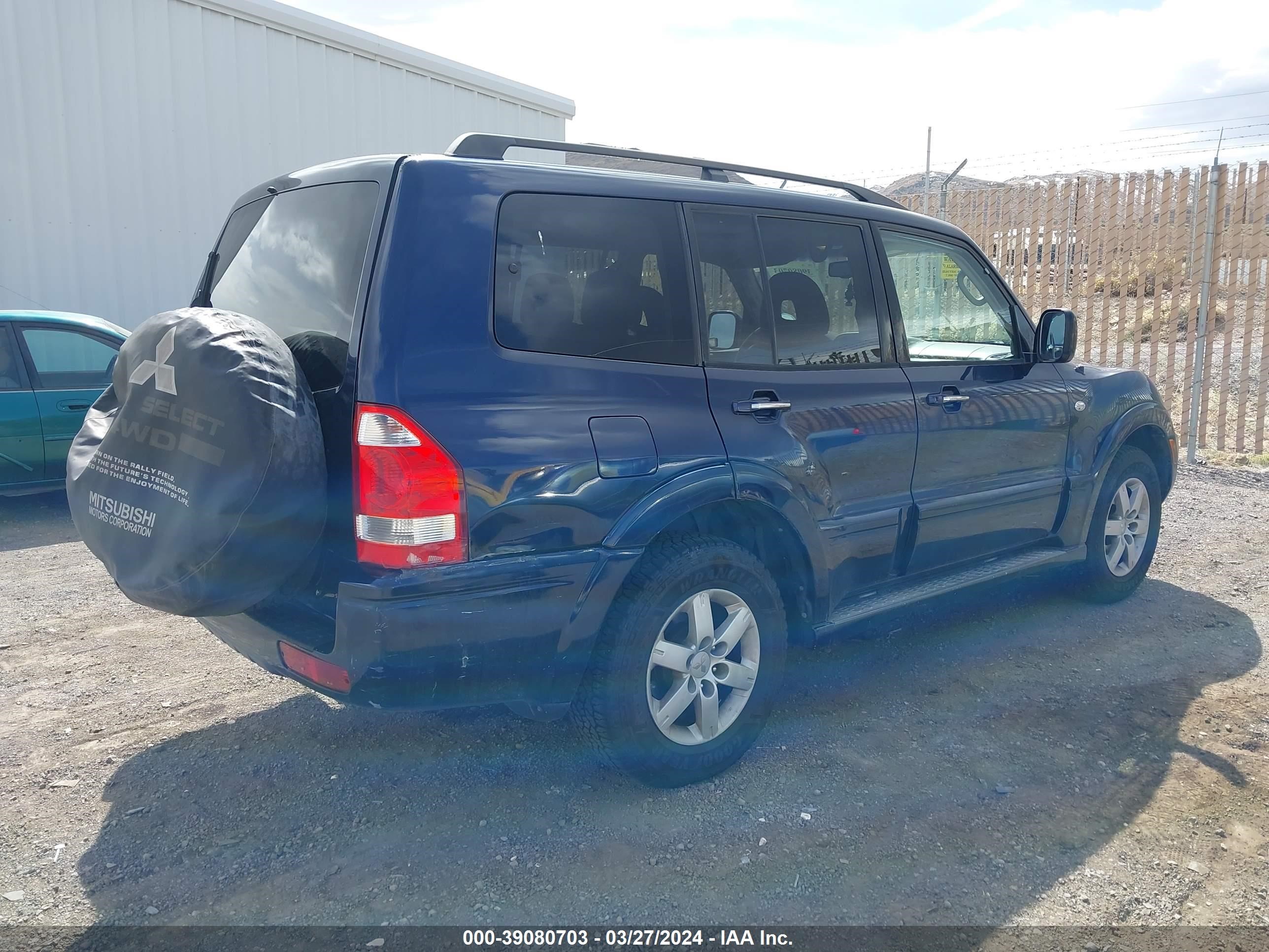 Photo 3 VIN: JA4MW51S95J001155 - MITSUBISHI MONTERO 