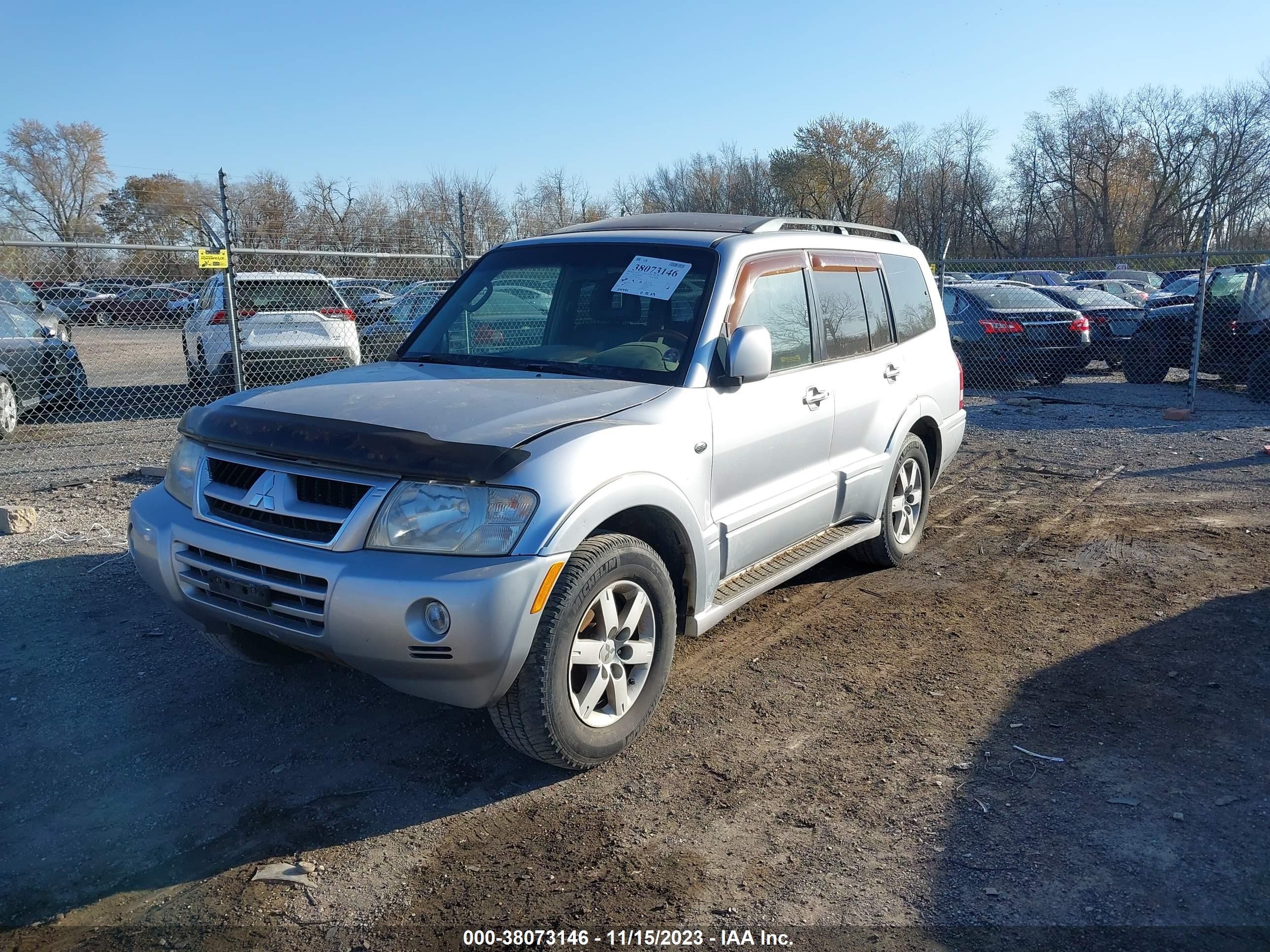 Photo 1 VIN: JA4MW51SX6J000288 - MITSUBISHI MONTERO 