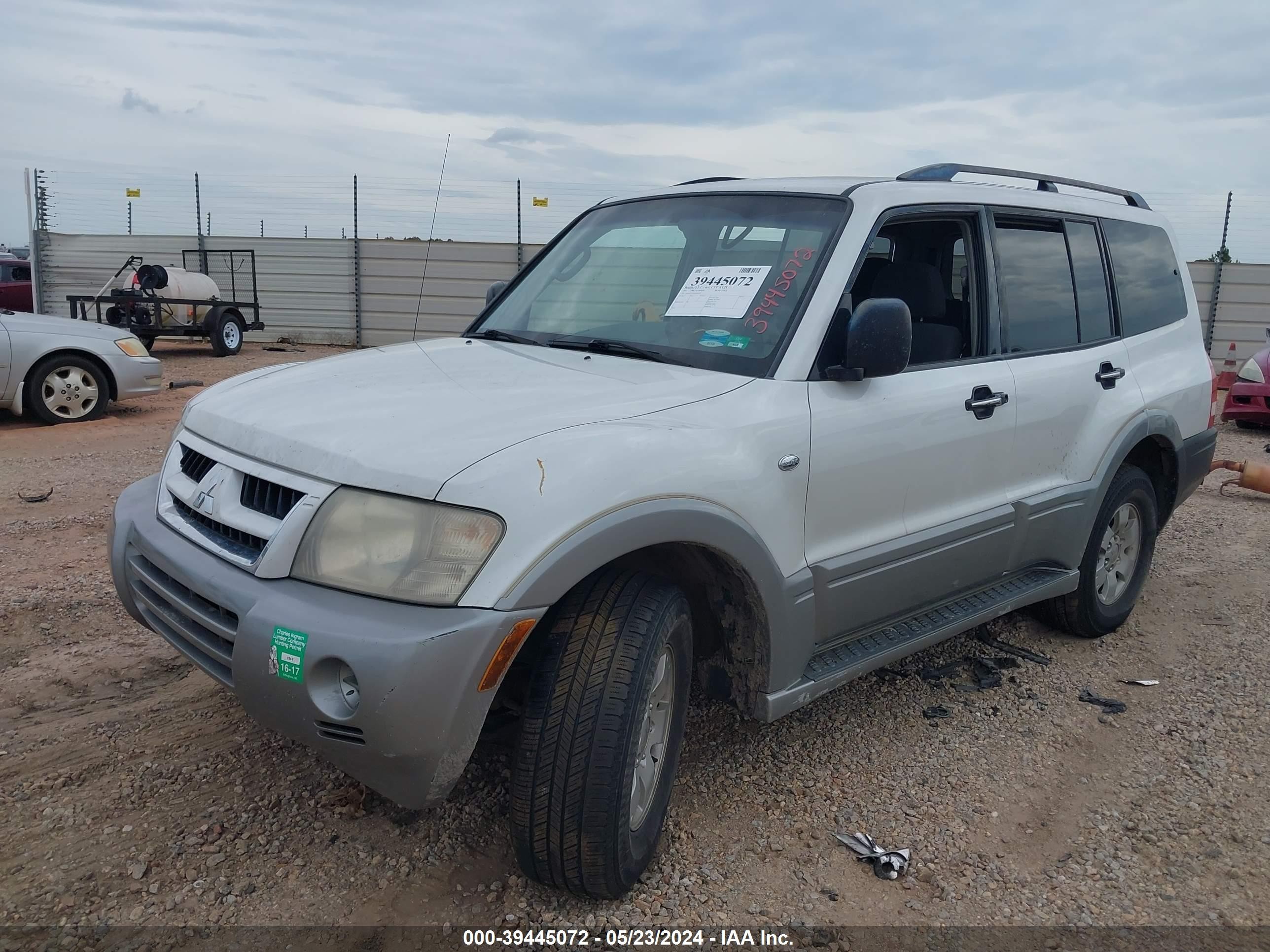 Photo 1 VIN: JA4NW31S43J034070 - MITSUBISHI MONTERO 